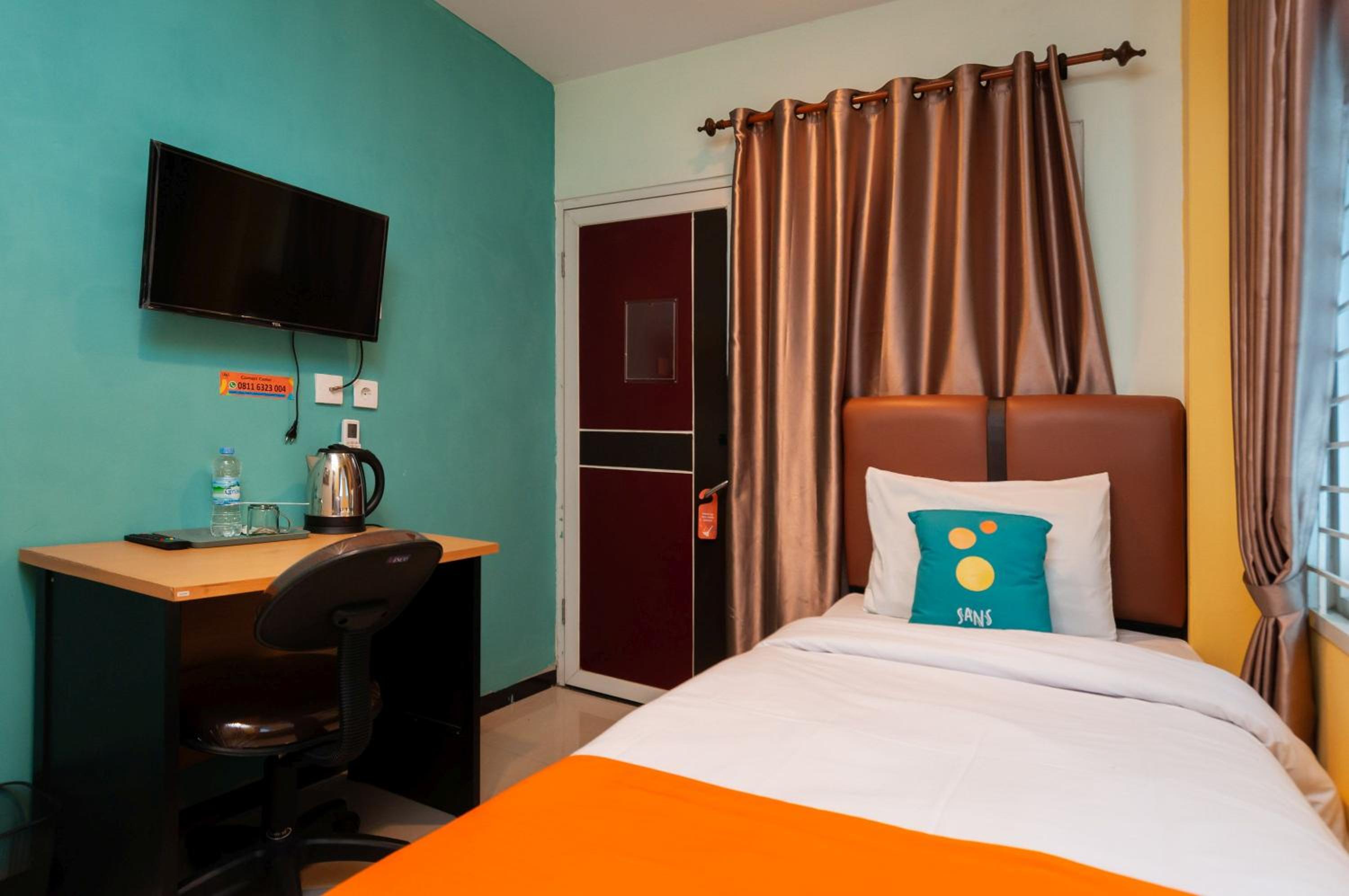 Single Room - Photo 1