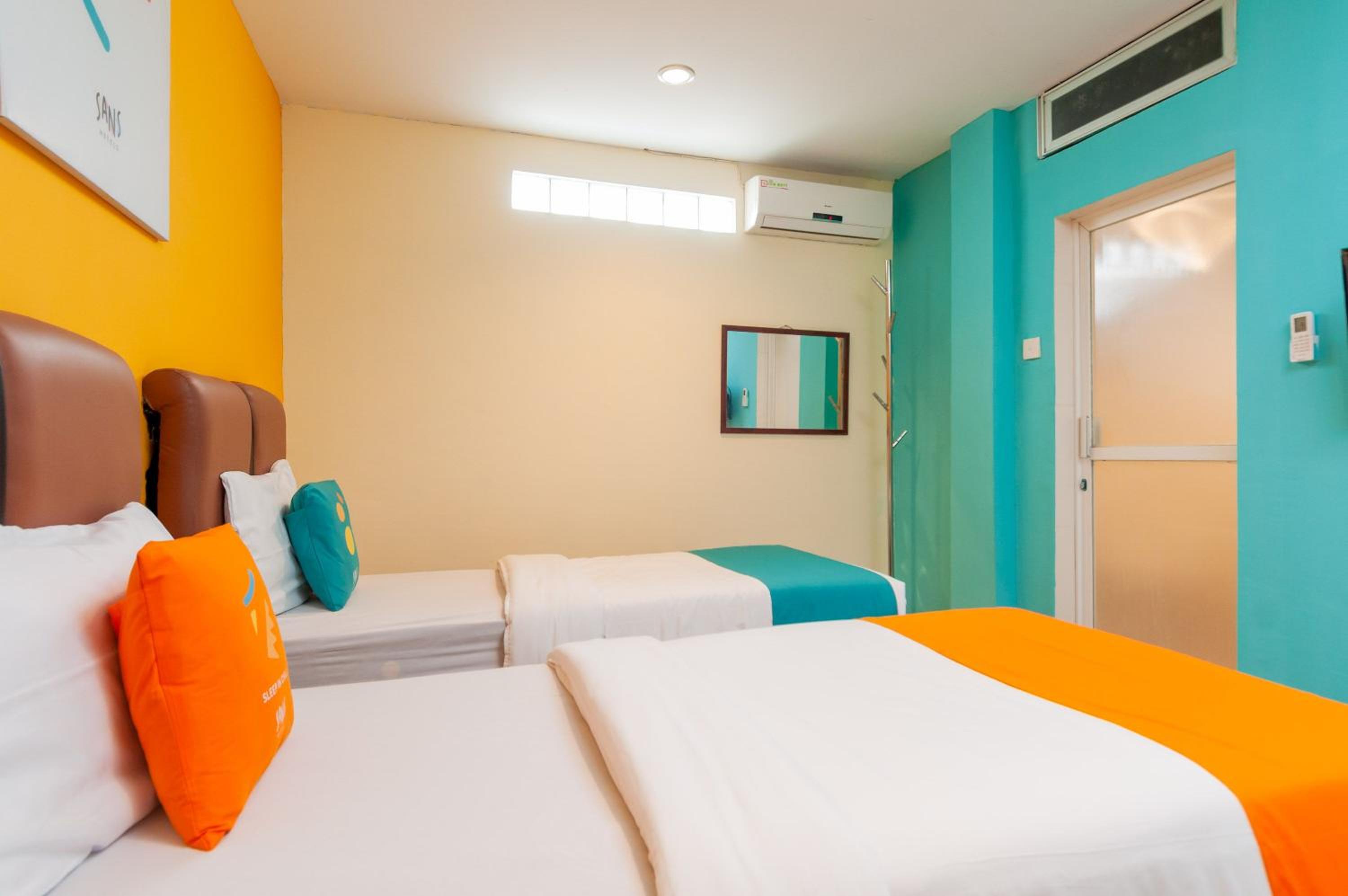 Deluxe Twin Room - Photo 1