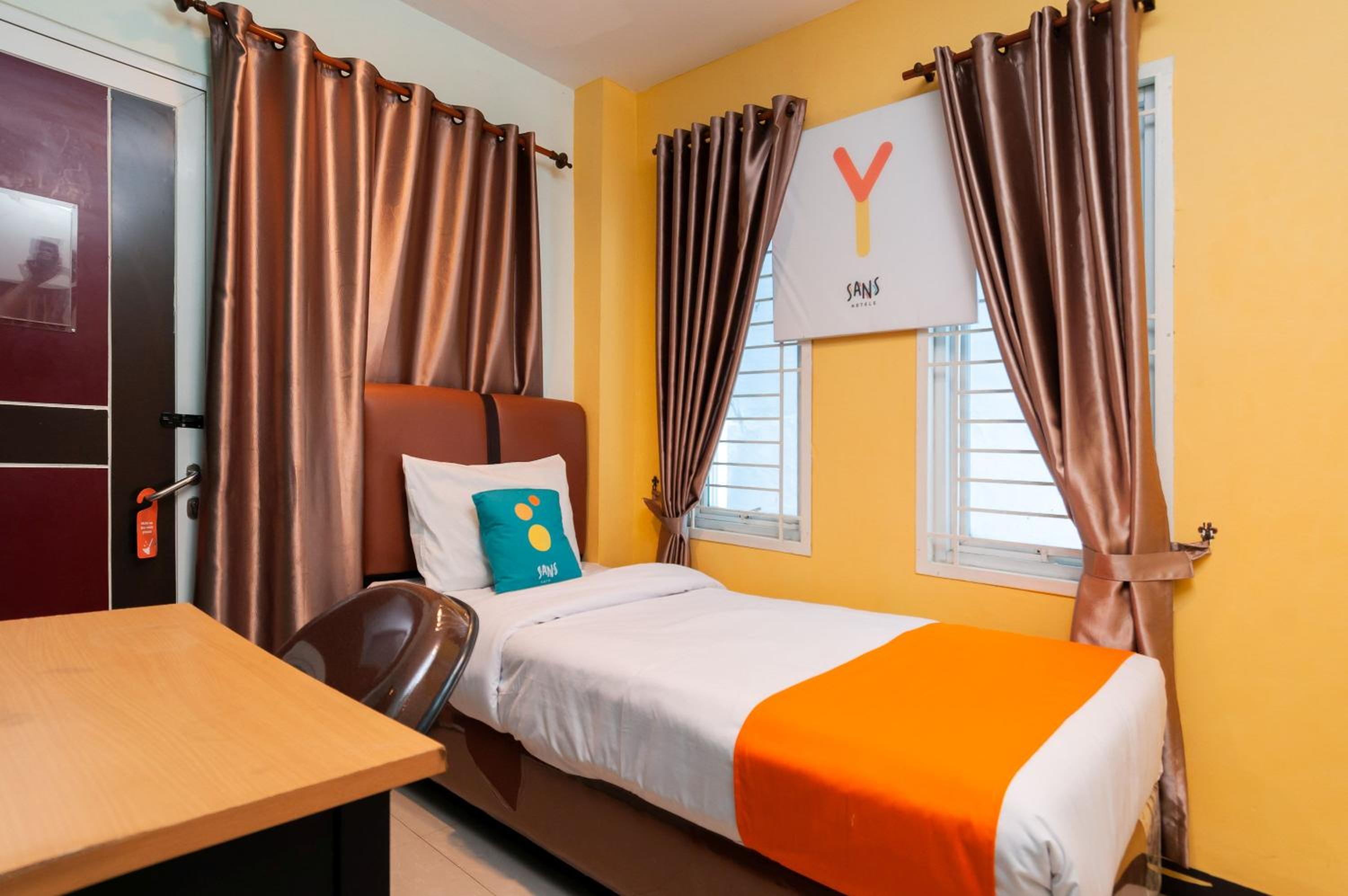 Single Room - Photo 3