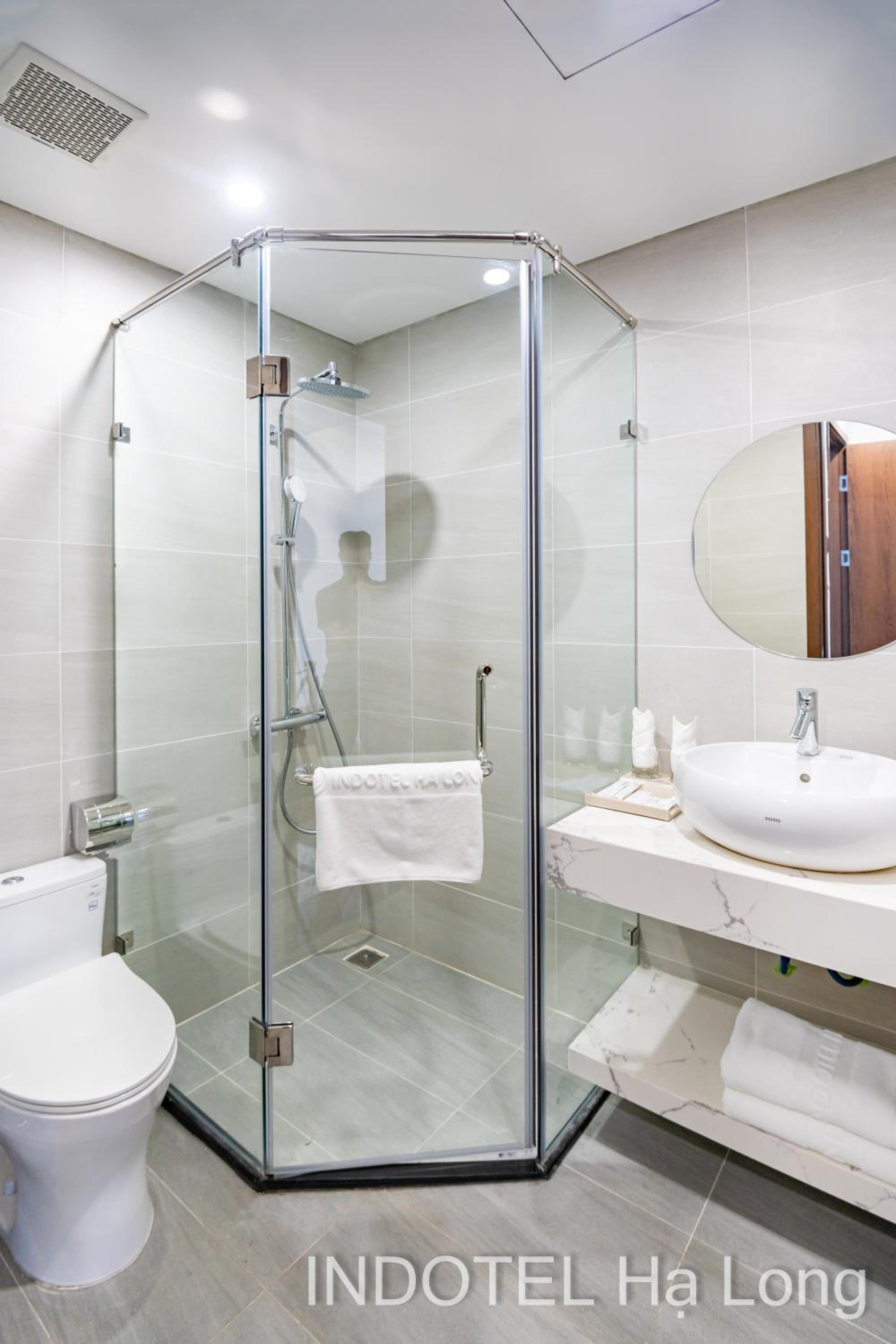 Standard Double Room - Photo 8