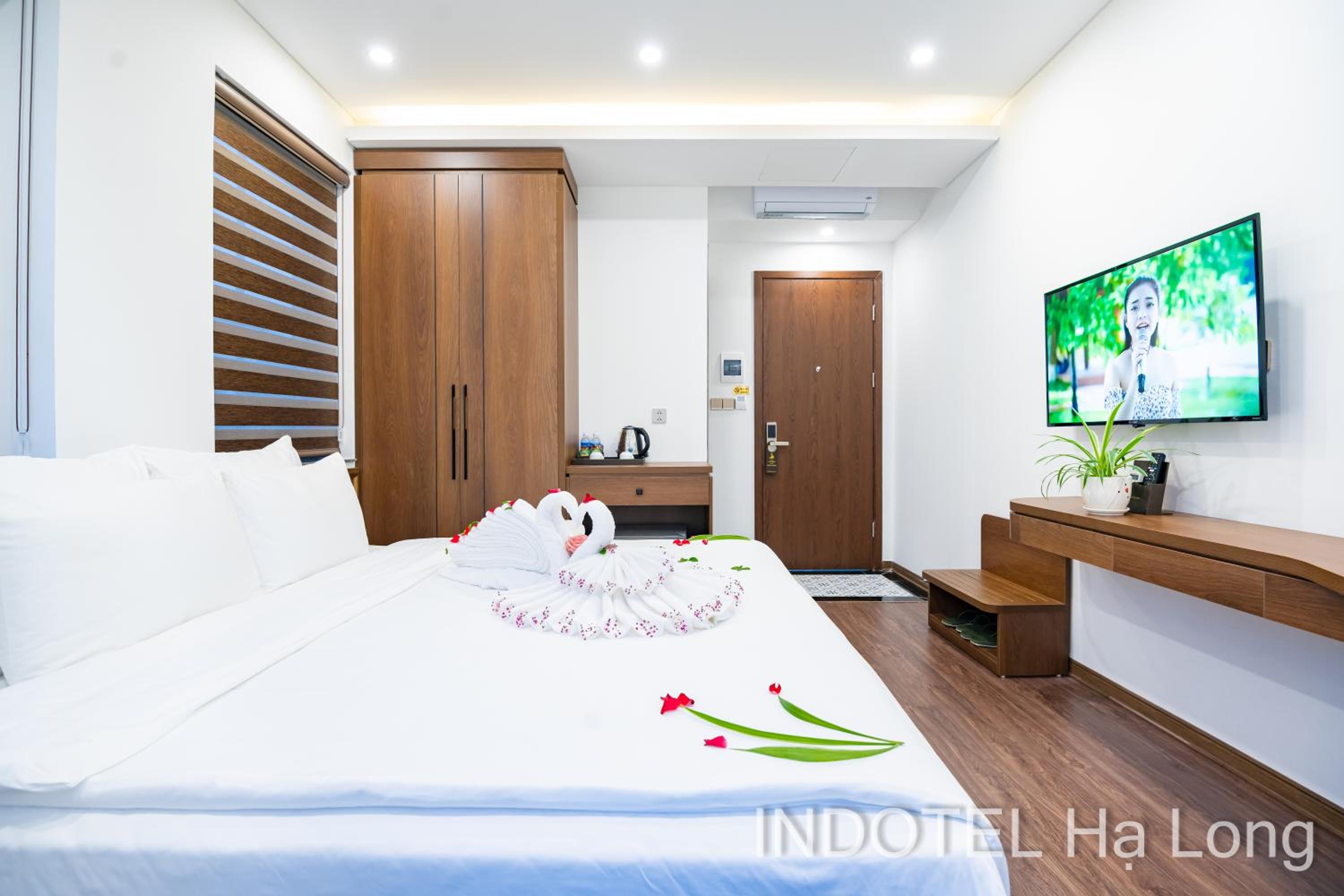 Suite with City View - Photo 4