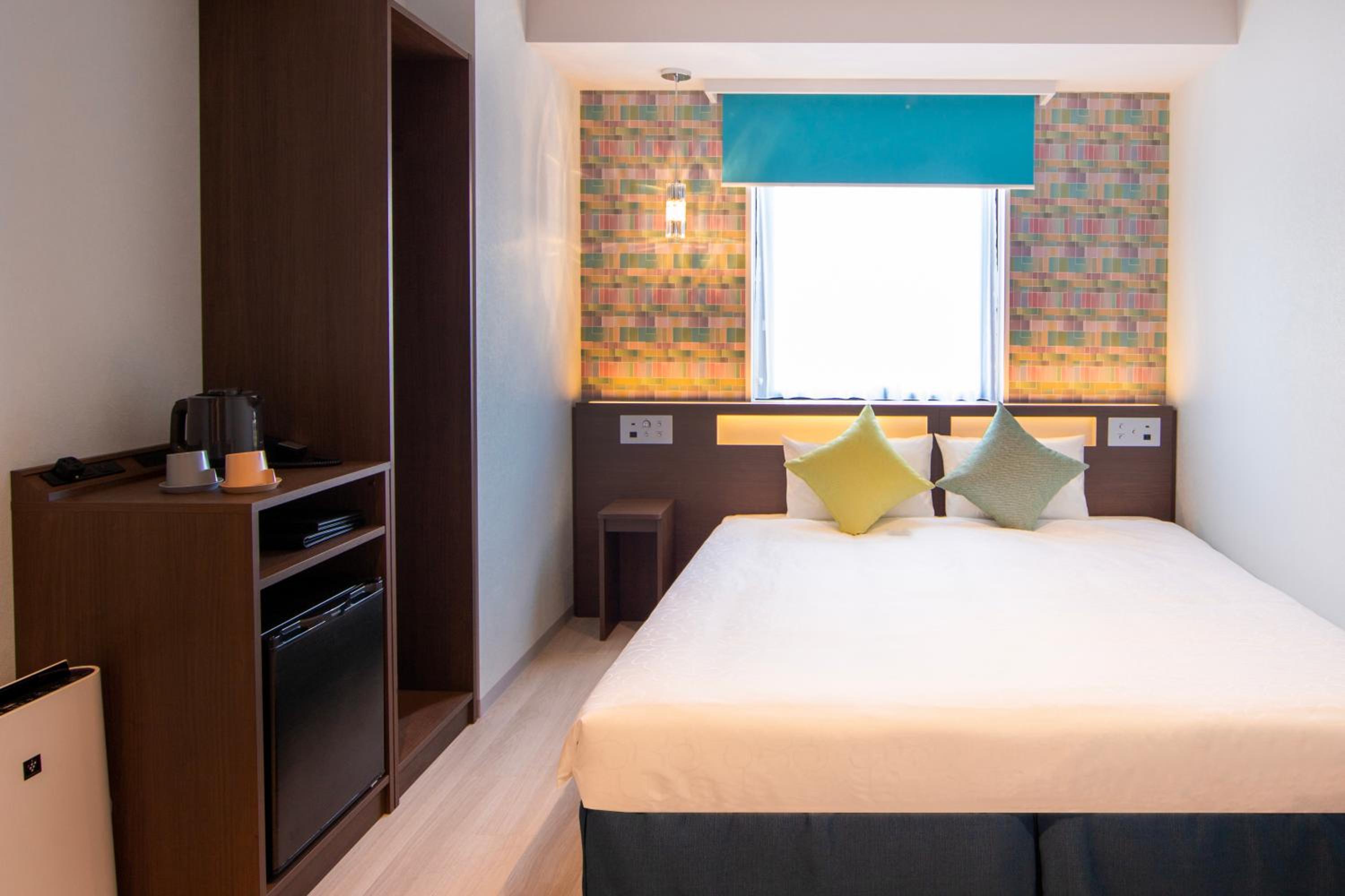 King Room thumbnail 5