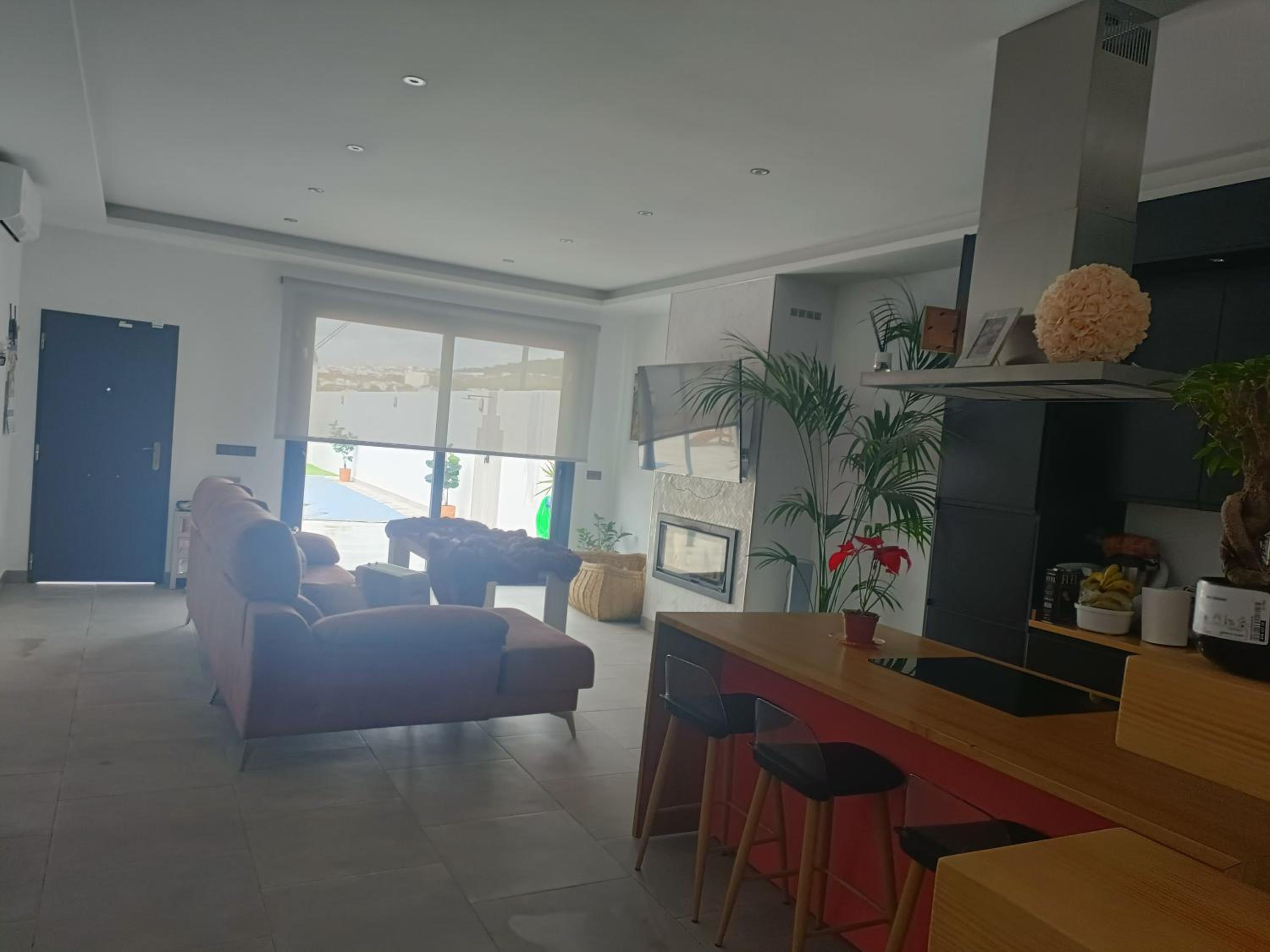 Casa de cuatro habitaciones