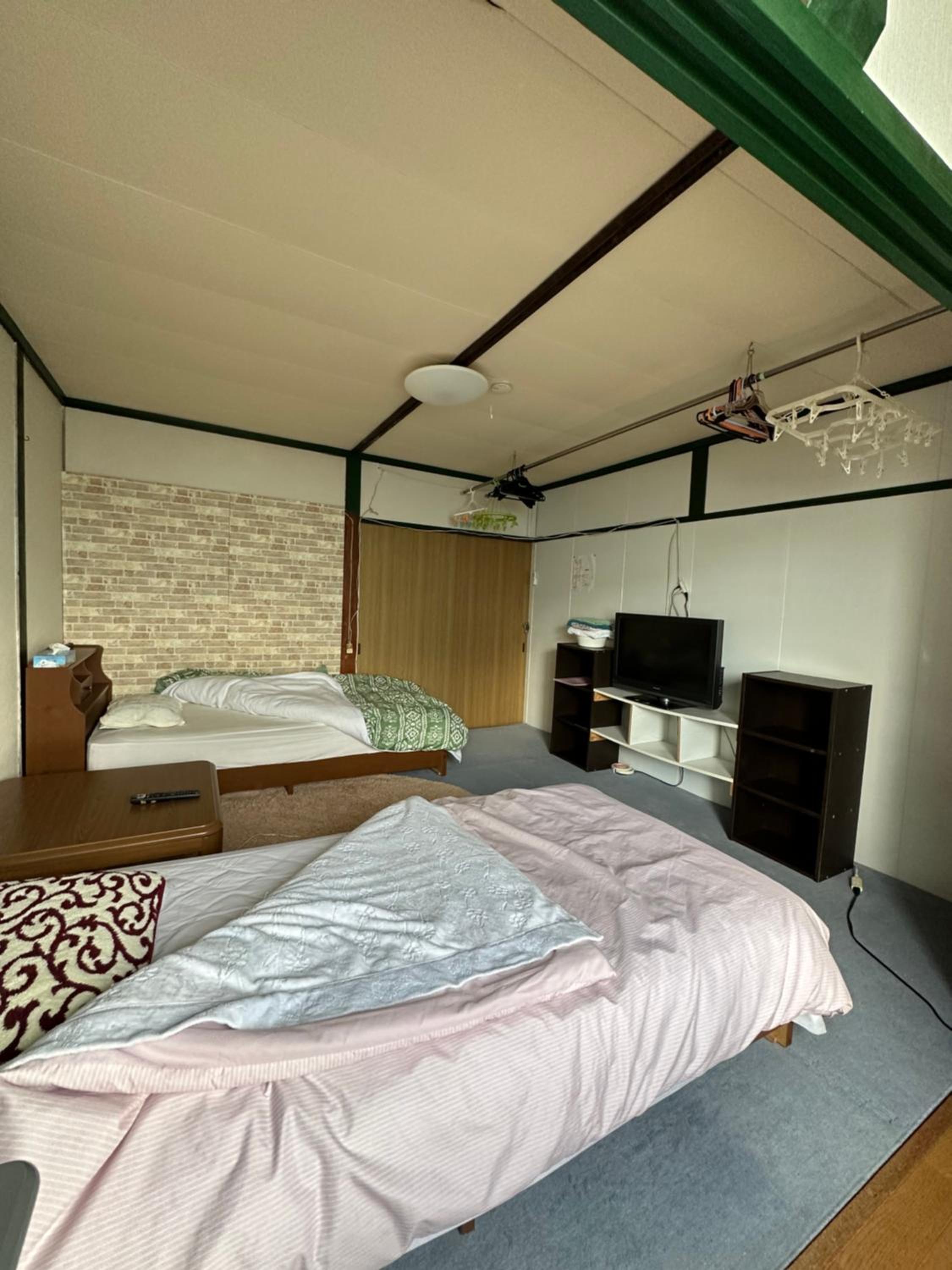 Standard Twin Room photo 2