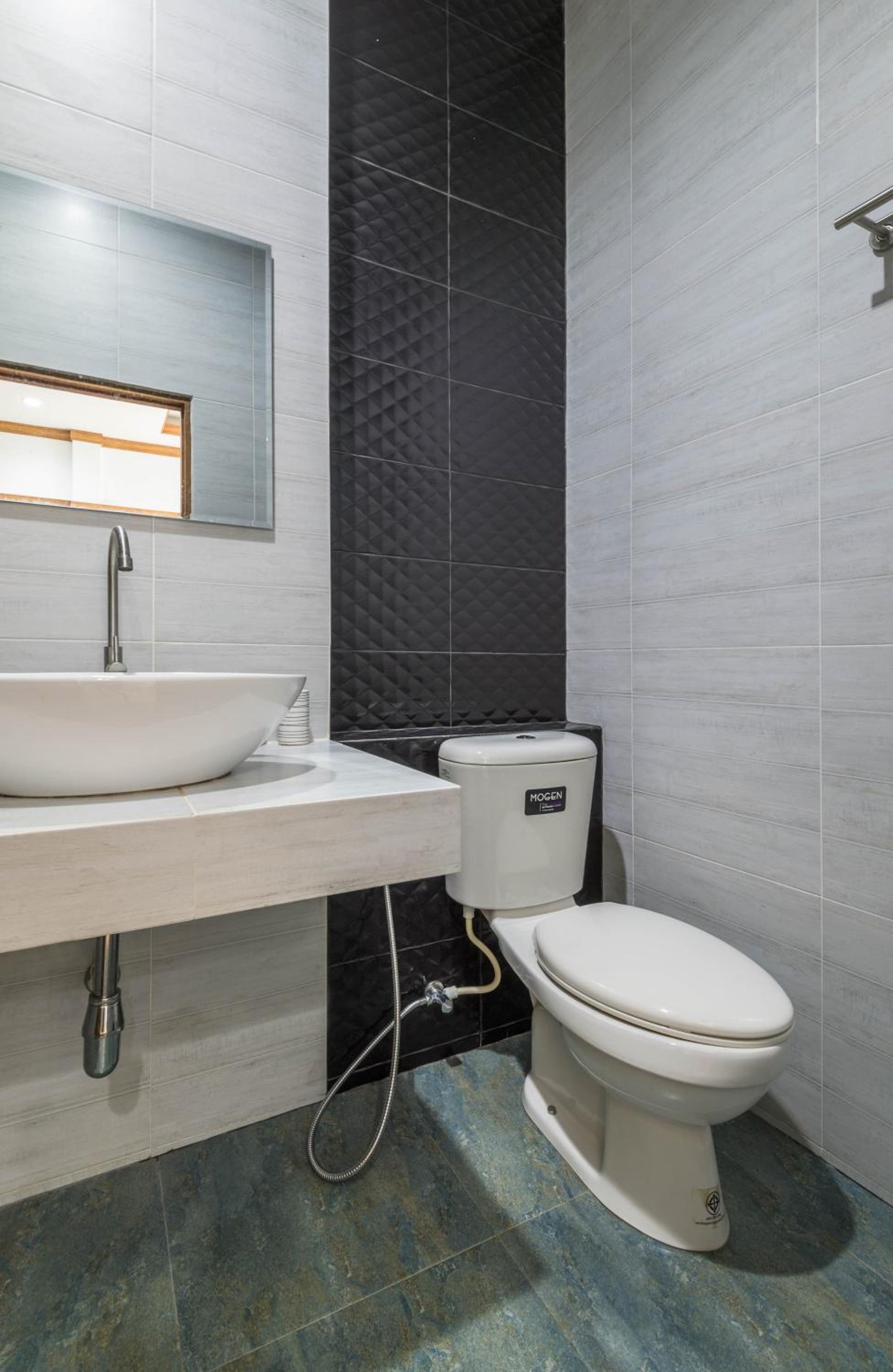 Two-Bedroom Villa with Pool Access - Photo 3