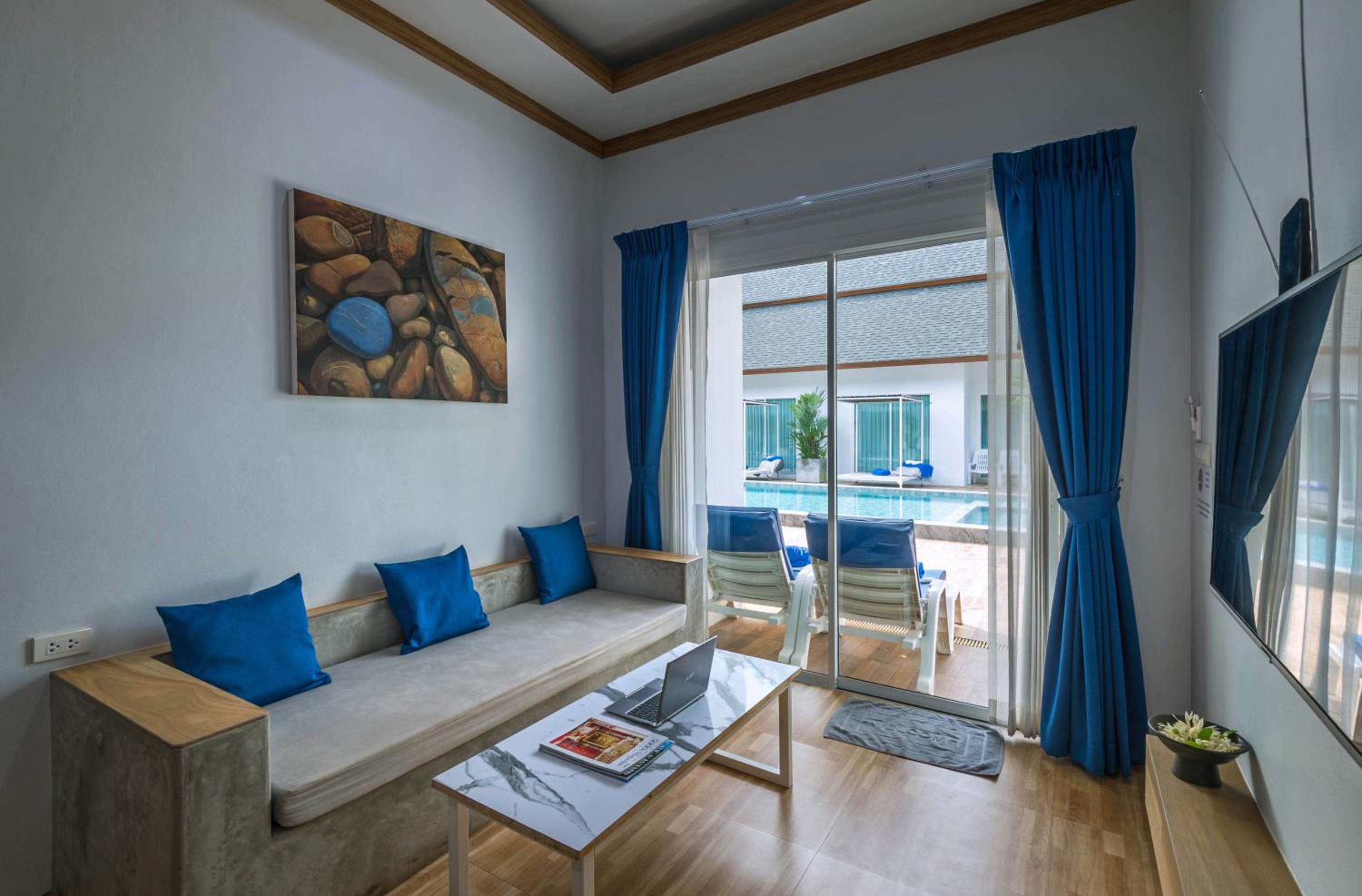 Two-Bedroom Villa with Pool Access - Photo 9