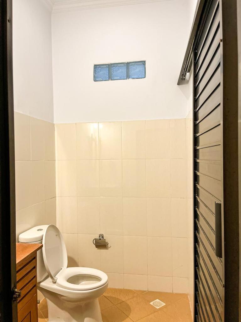 Double Room with Private Bathroom - Photo 14