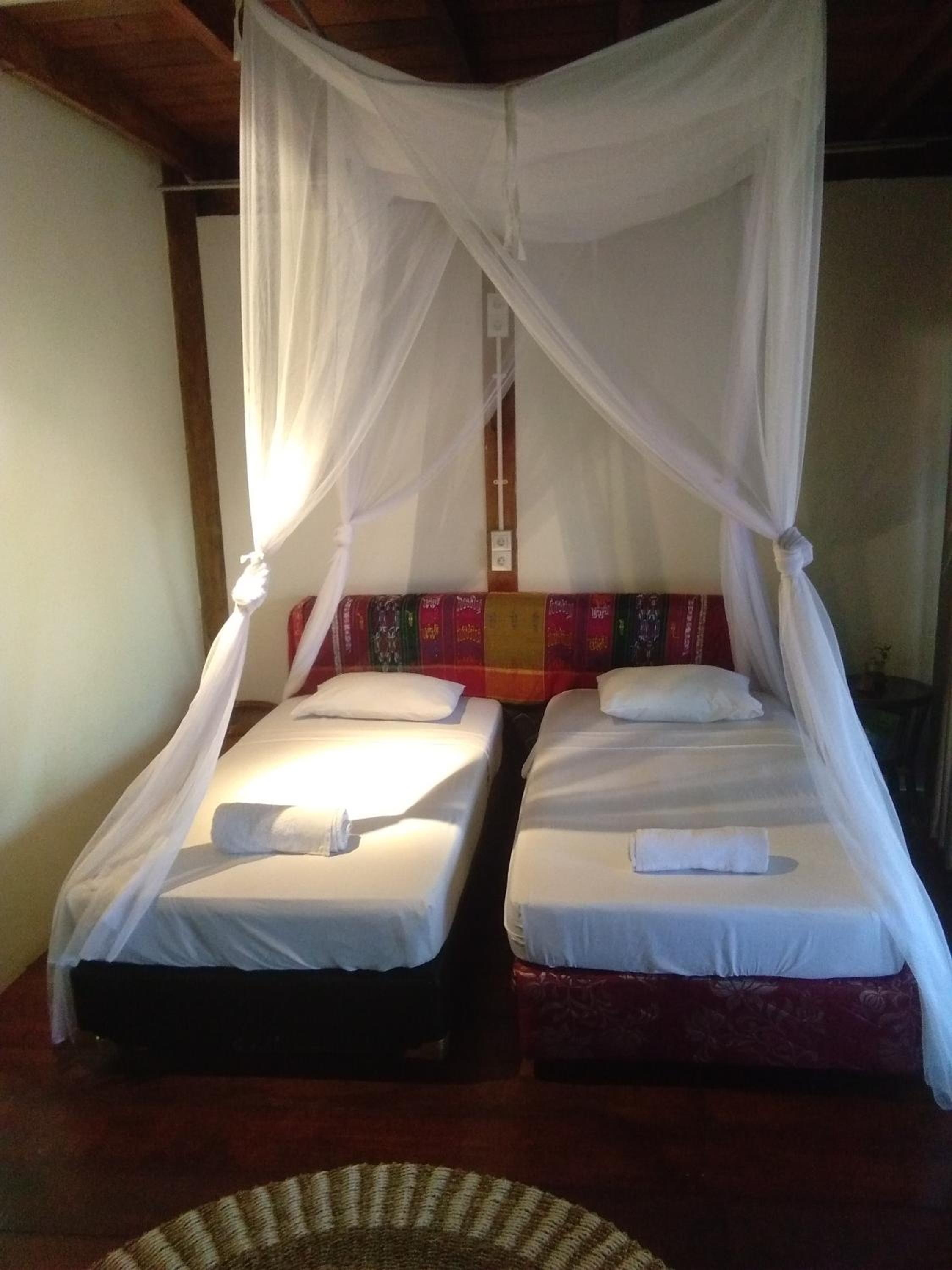 Standard Double or Twin Room - Photo 6