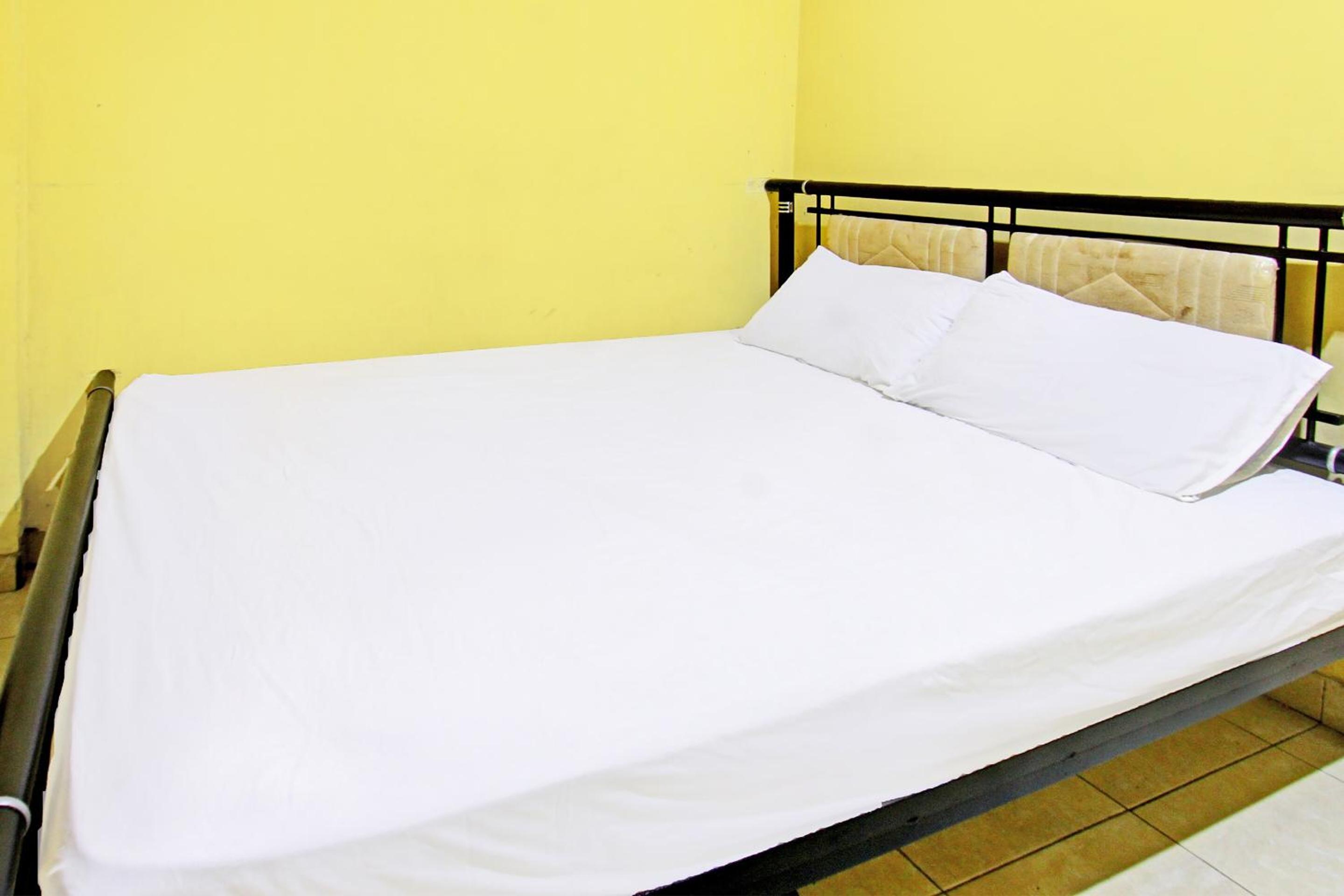 Double Room - Photo 17