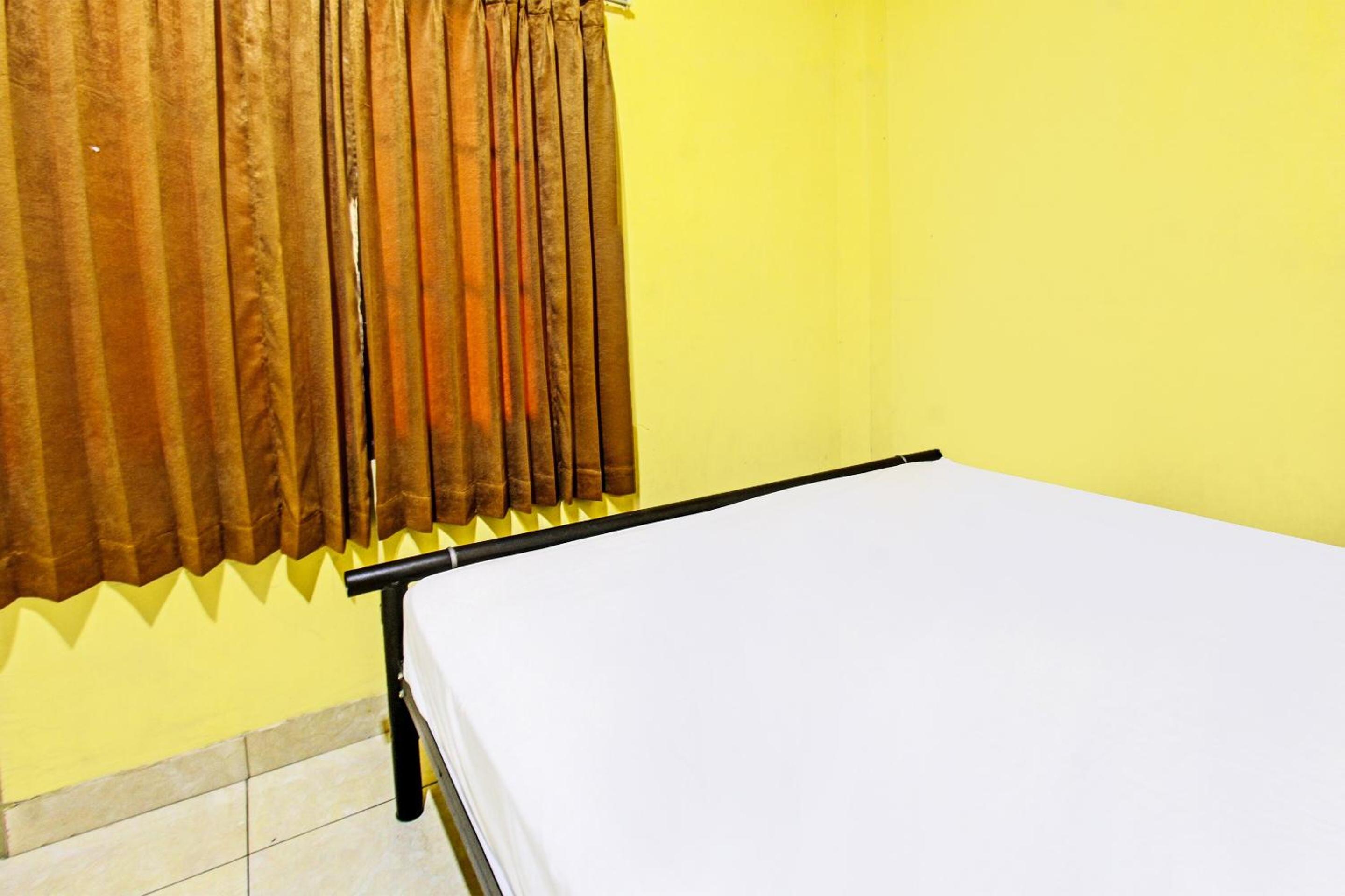 Double Room - Photo 15