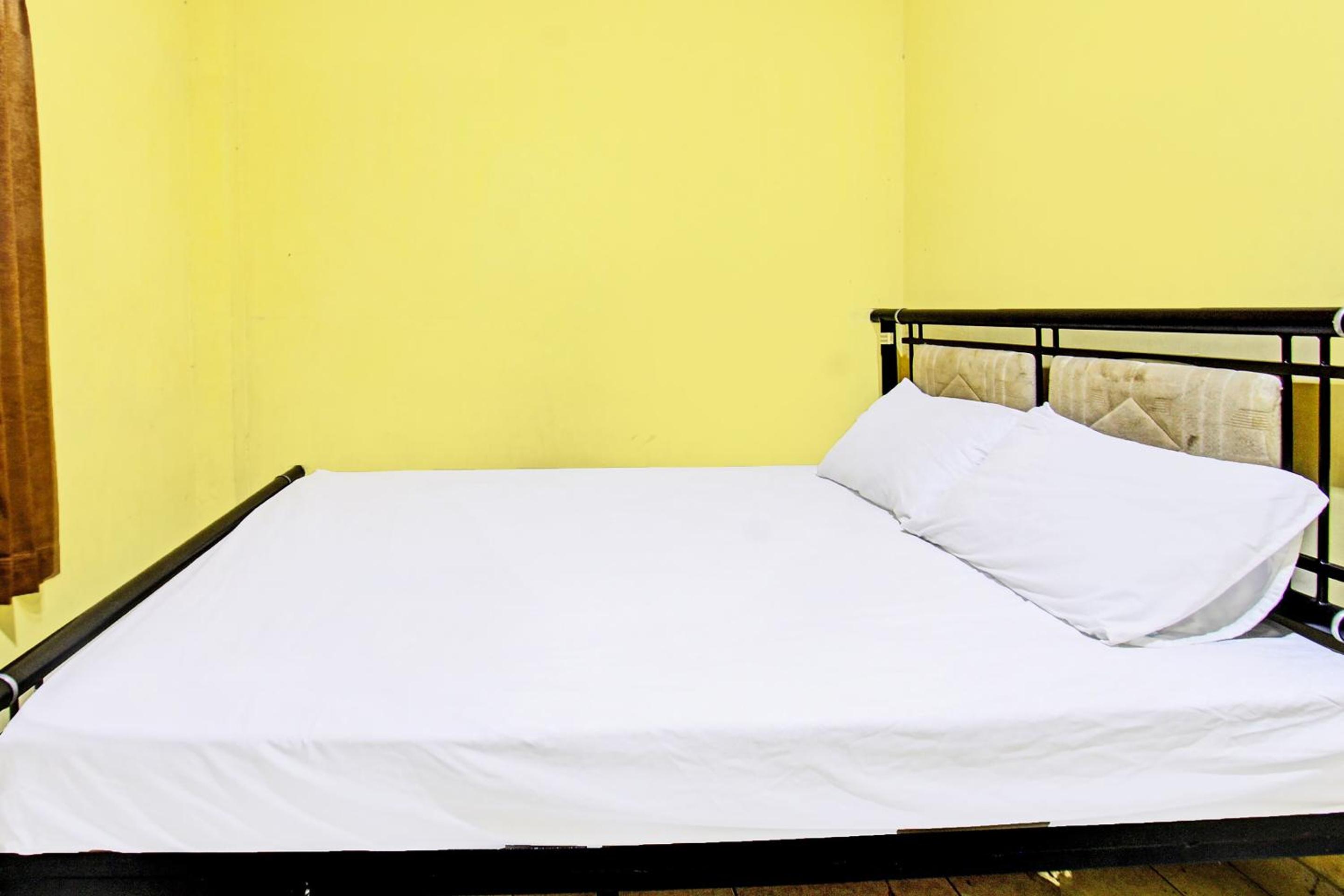 Double Room - Photo 12