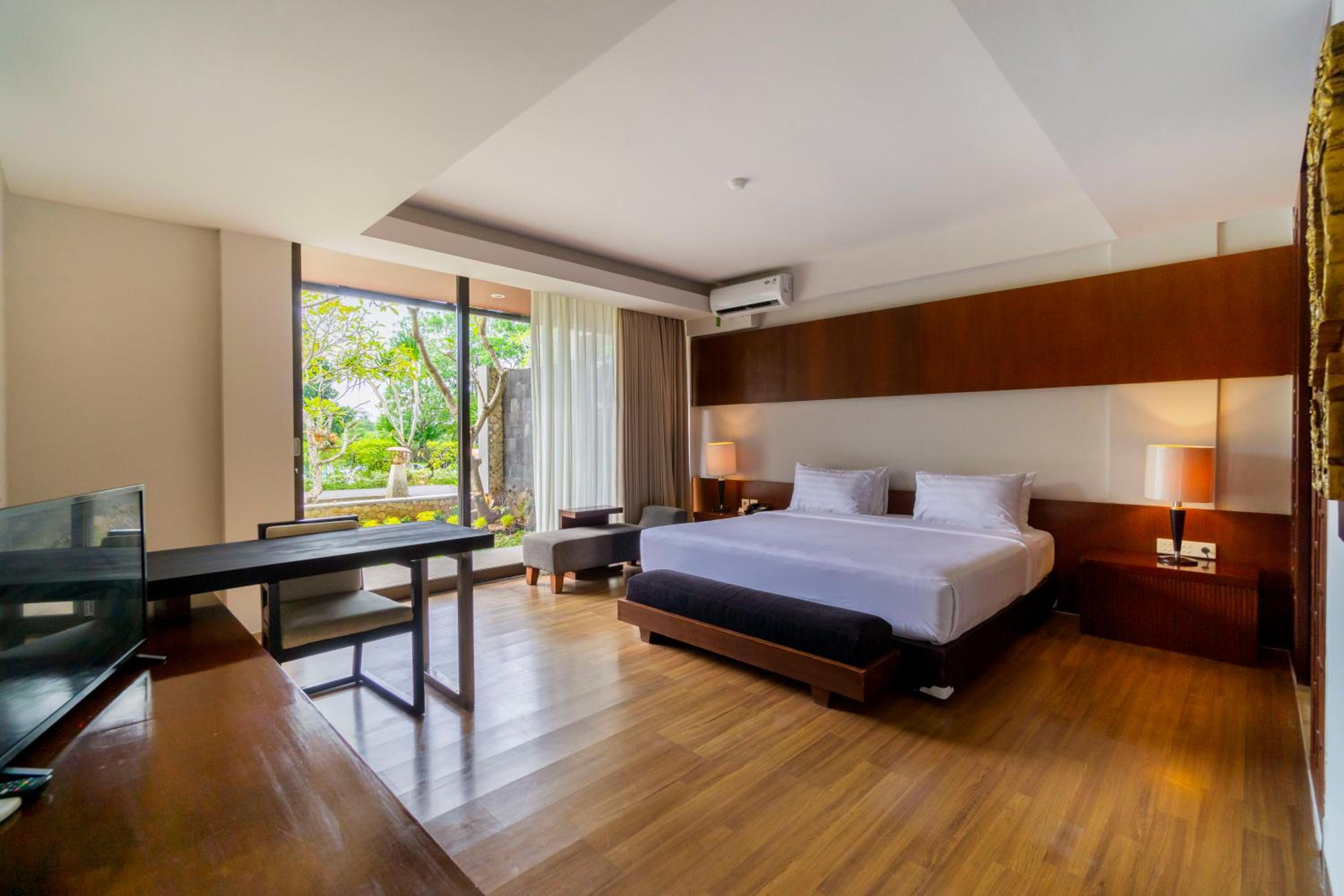 Suite with Terrace - Photo 1