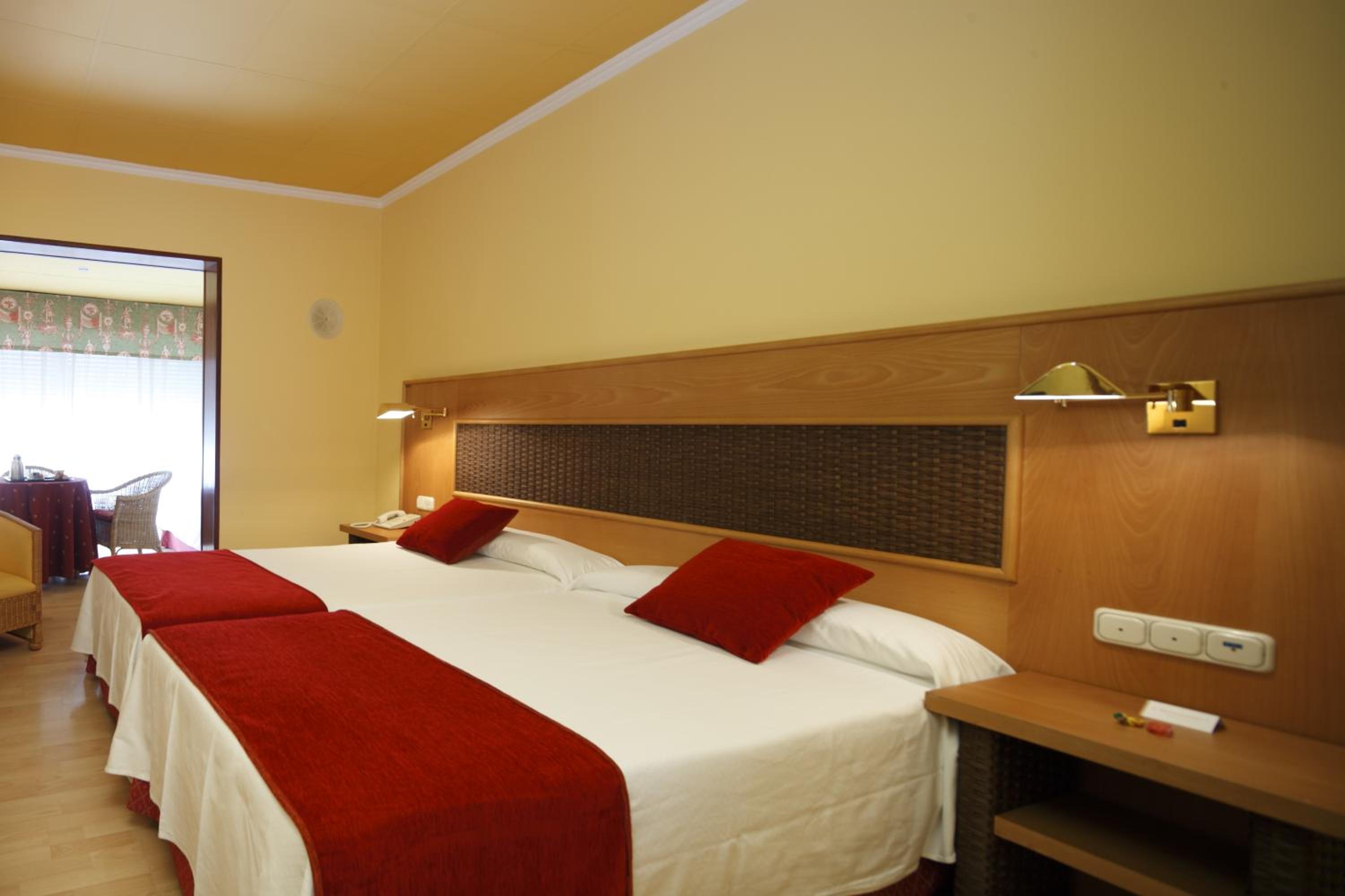 Standard Triple Room - Photo 6