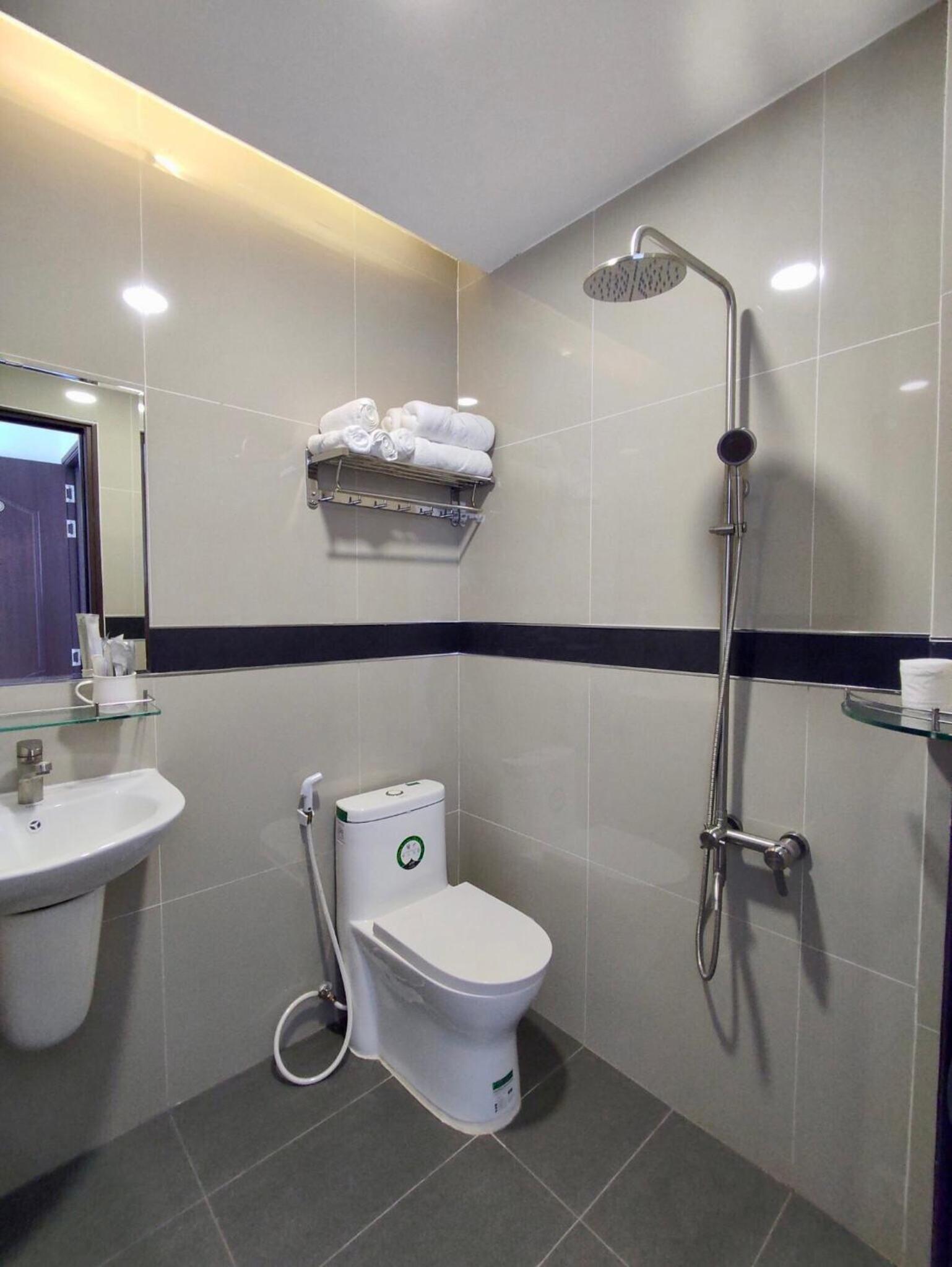 Deluxe Double or Twin Room with Balcony photo 3