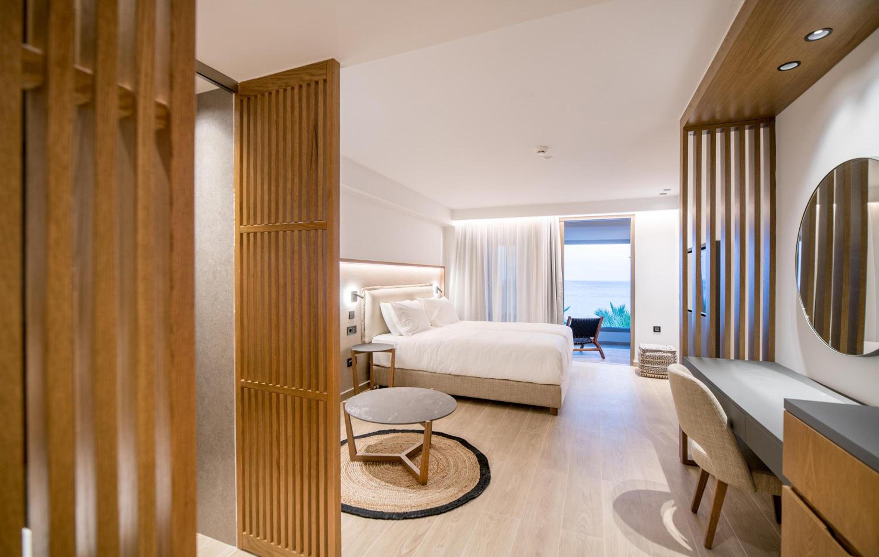 Dazzling Blue with Sea View