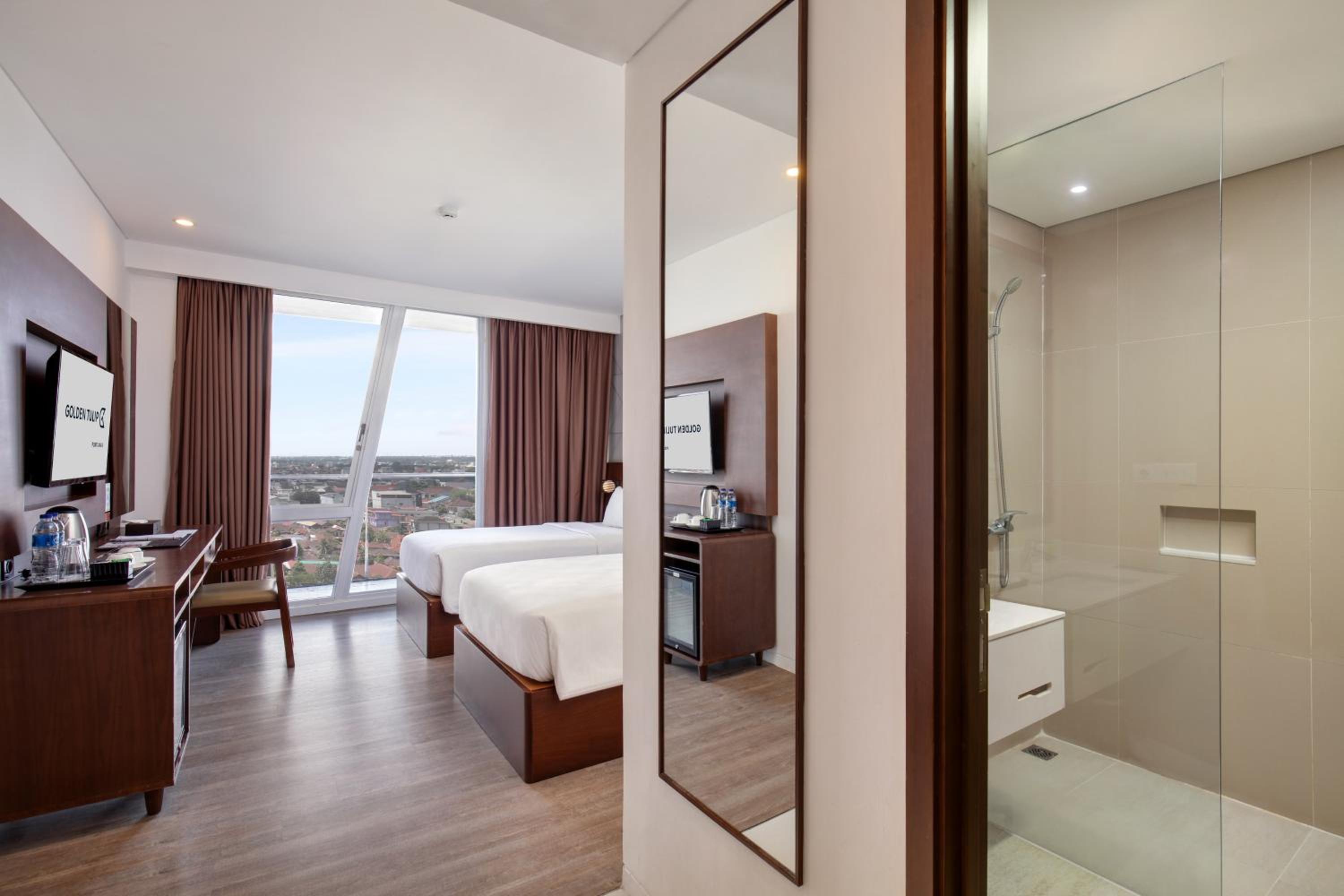 Deluxe Twin Room photo 2