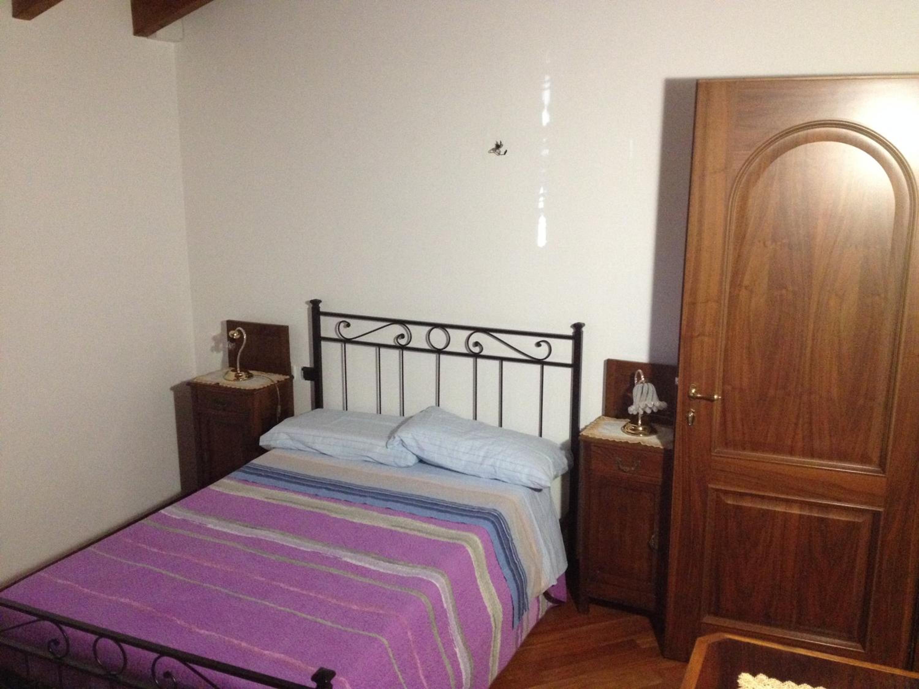 Double Room with Private Bathroom - Photo 1