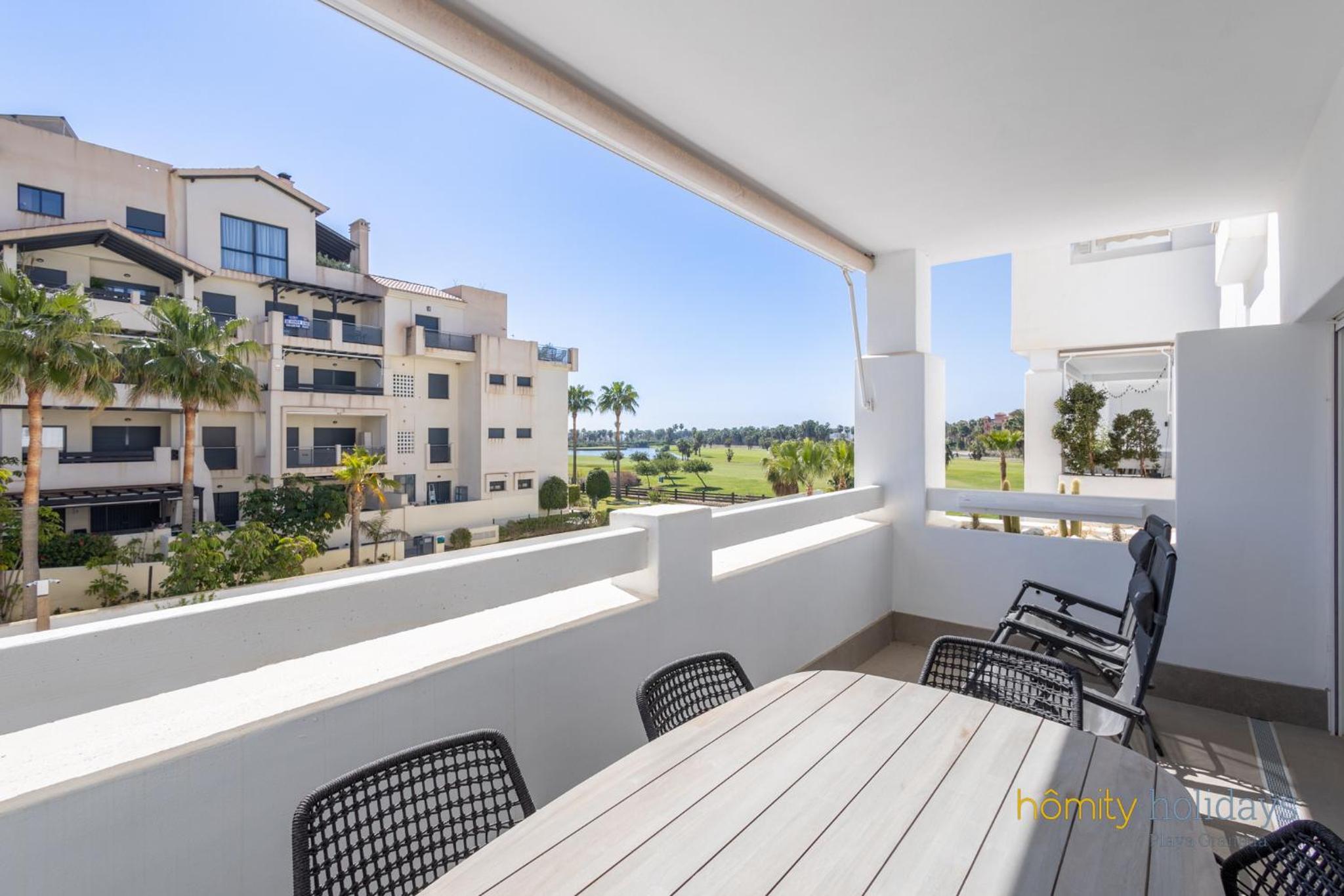 Luxury Apartment With Pool View And Golf - Photo 9