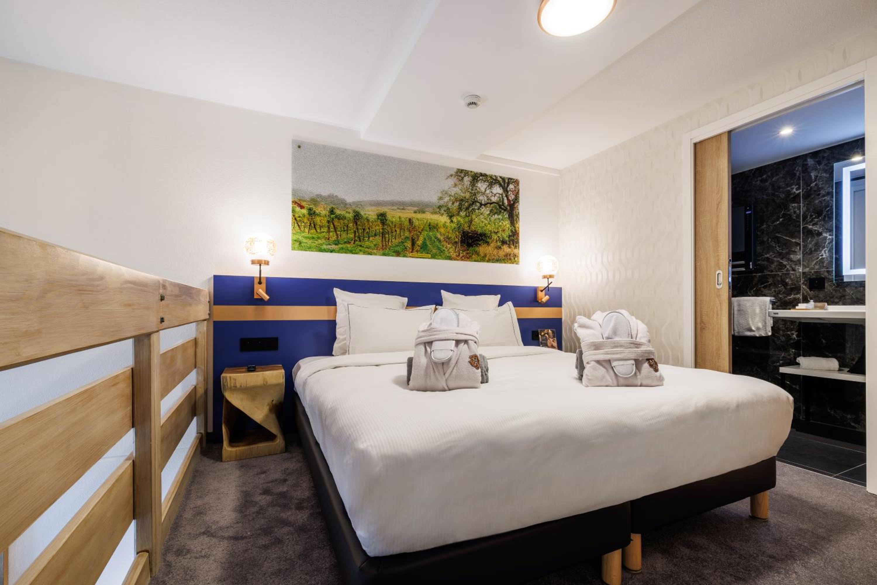 Family duplex room with terrace - access to the spa included