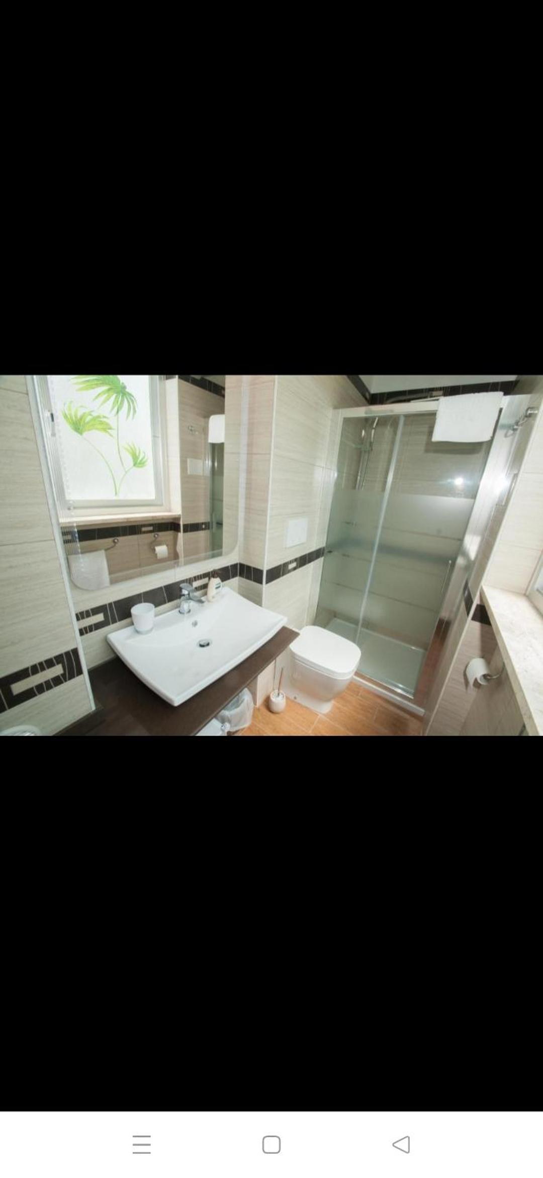 Quadruple Room - Photo 7