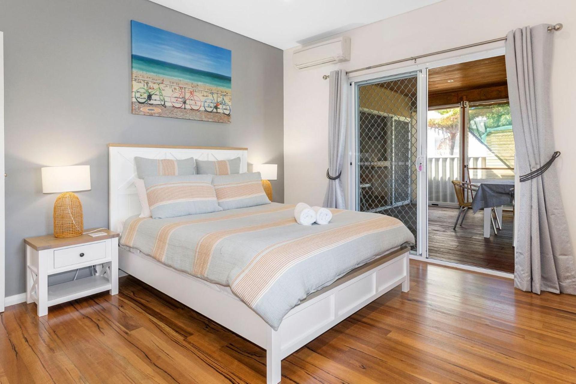 Four-Bedroom House photo 1