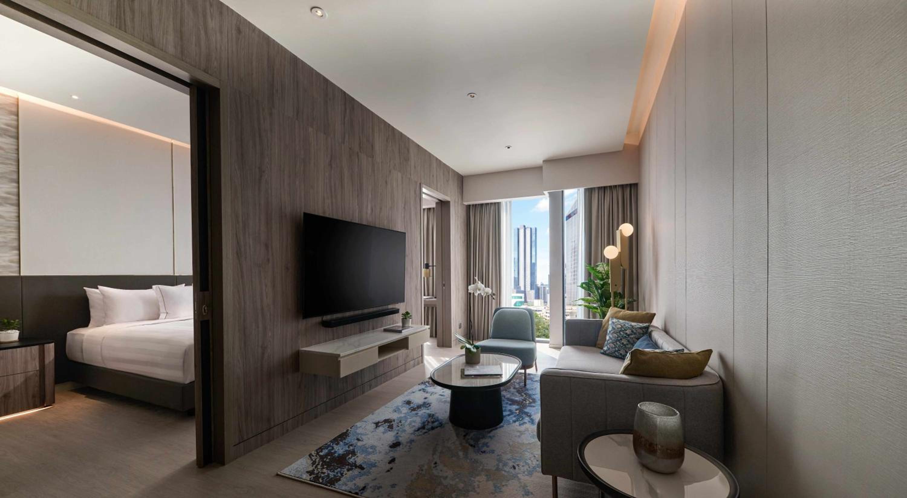 One Bedroom Premier Suite King