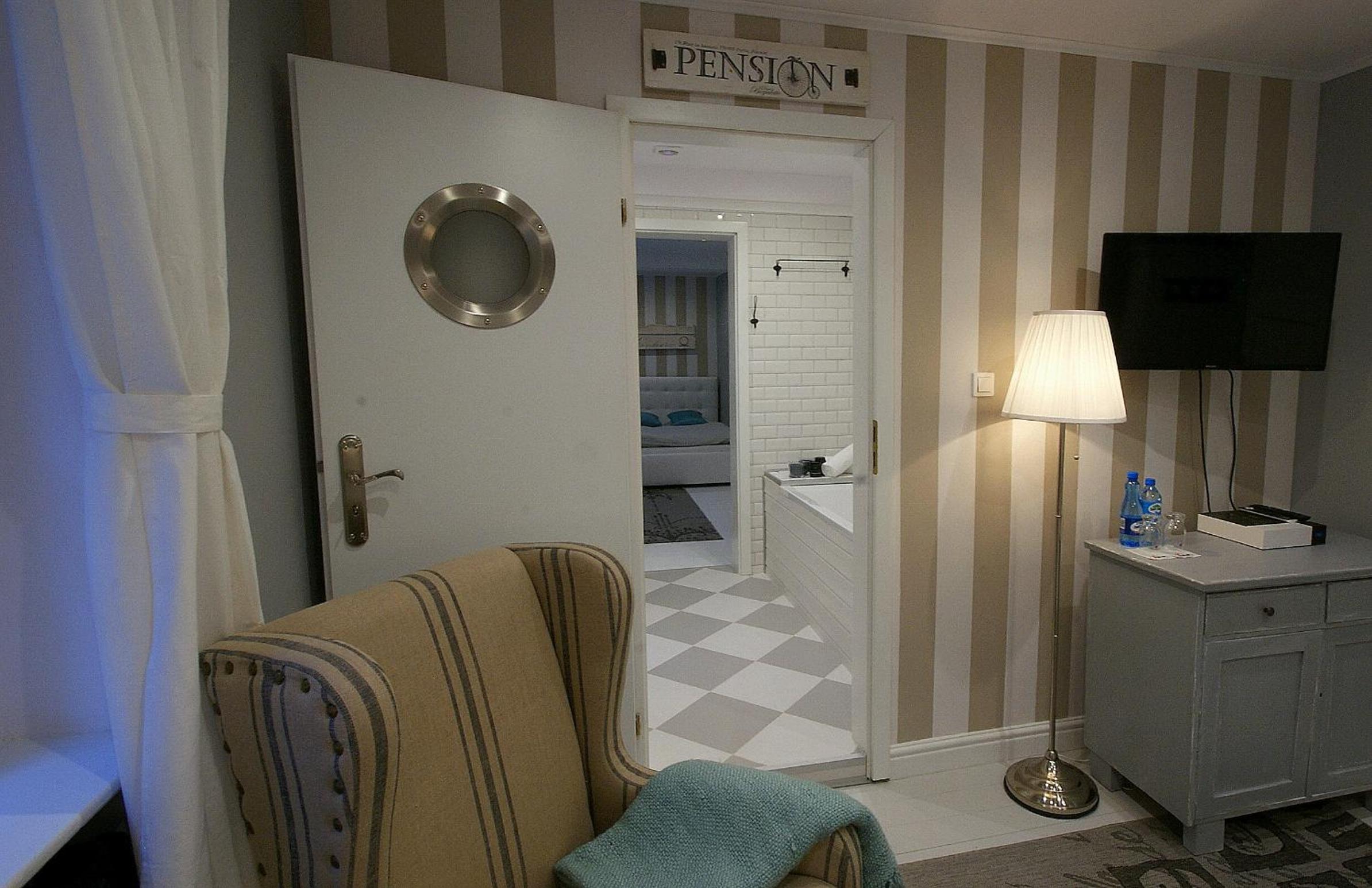 Two-Bedroom Apartment - Photo 7