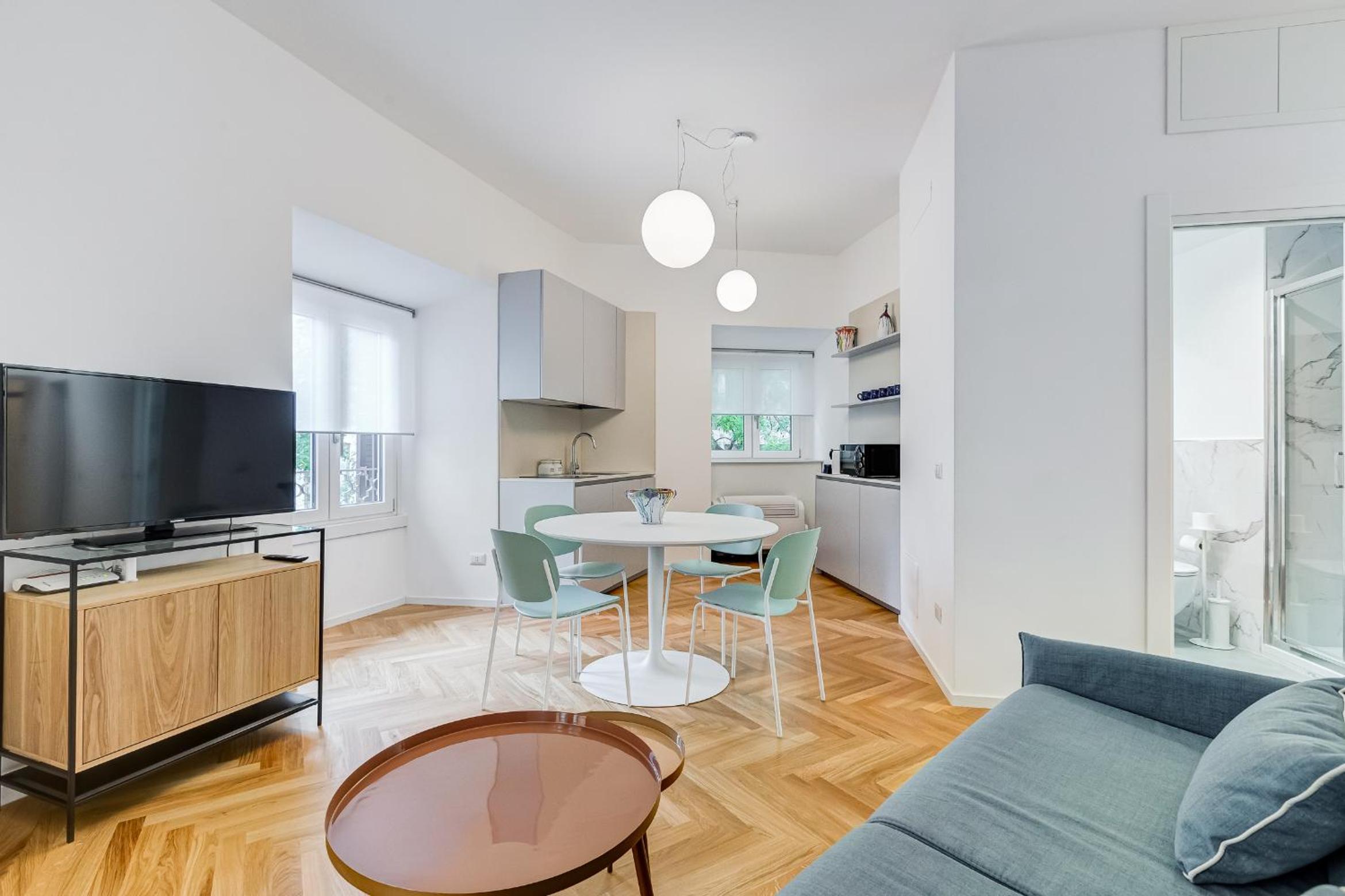 One-Bedroom Apartment