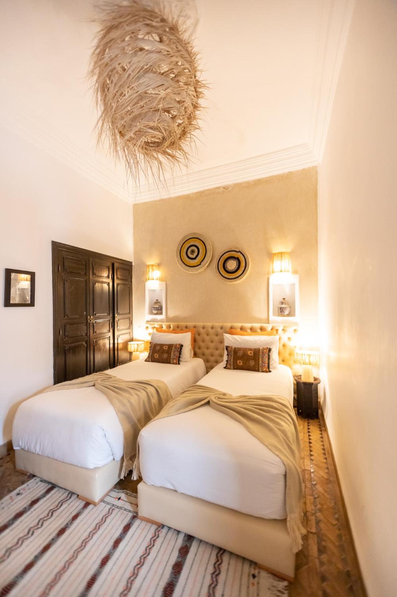 Deluxe Double or Twin Room - Photo 6