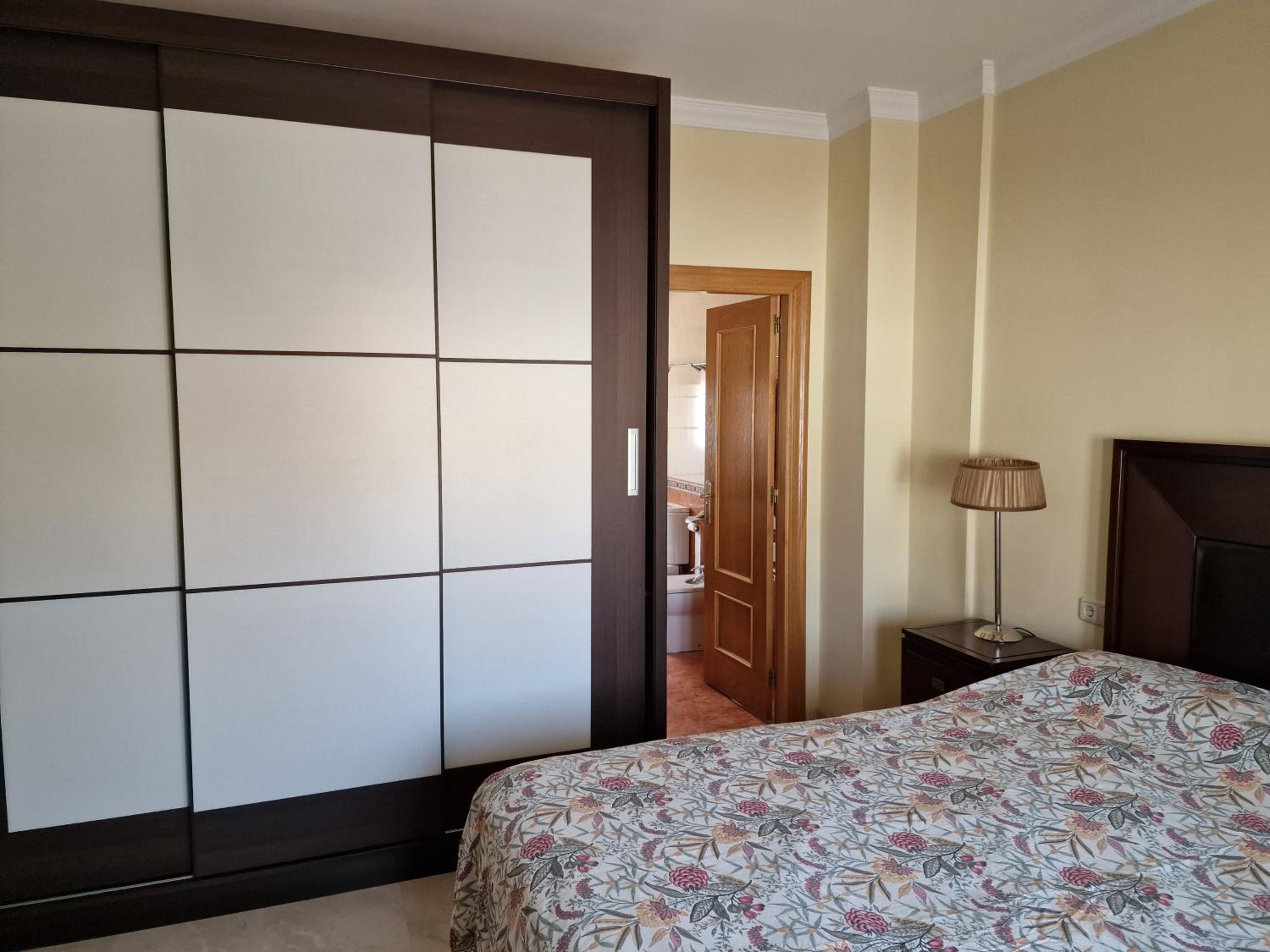 Three-Bedroom Villa photo 2