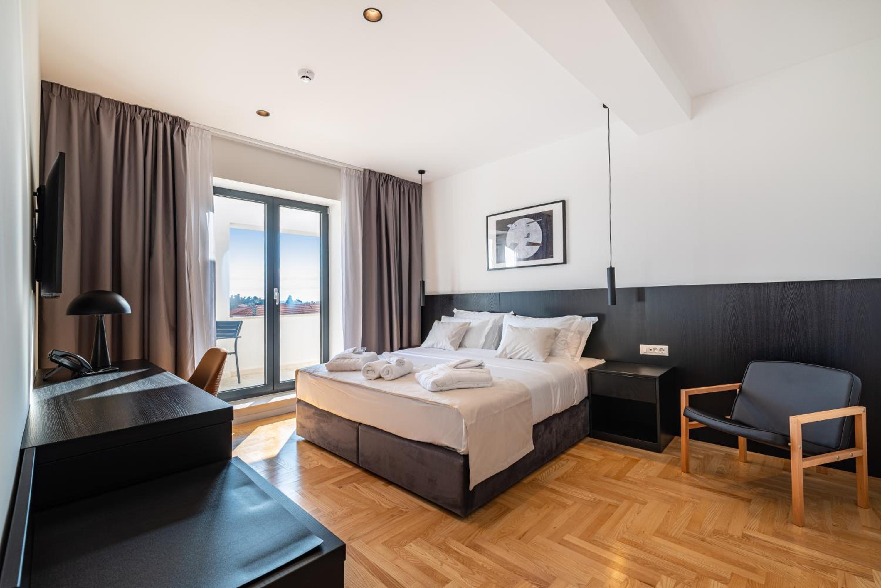 Superior Double Room - Photo 1