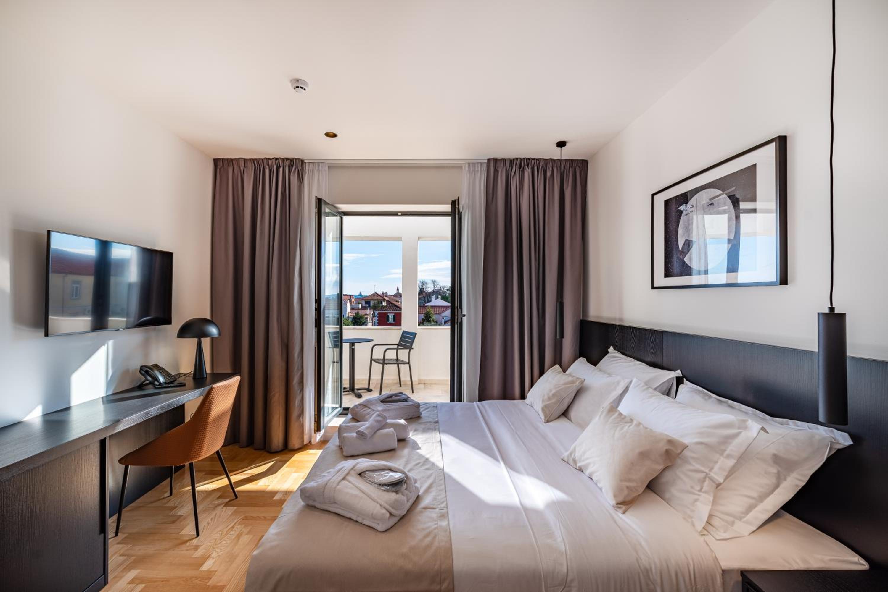 Superior Double Room - Photo 15
