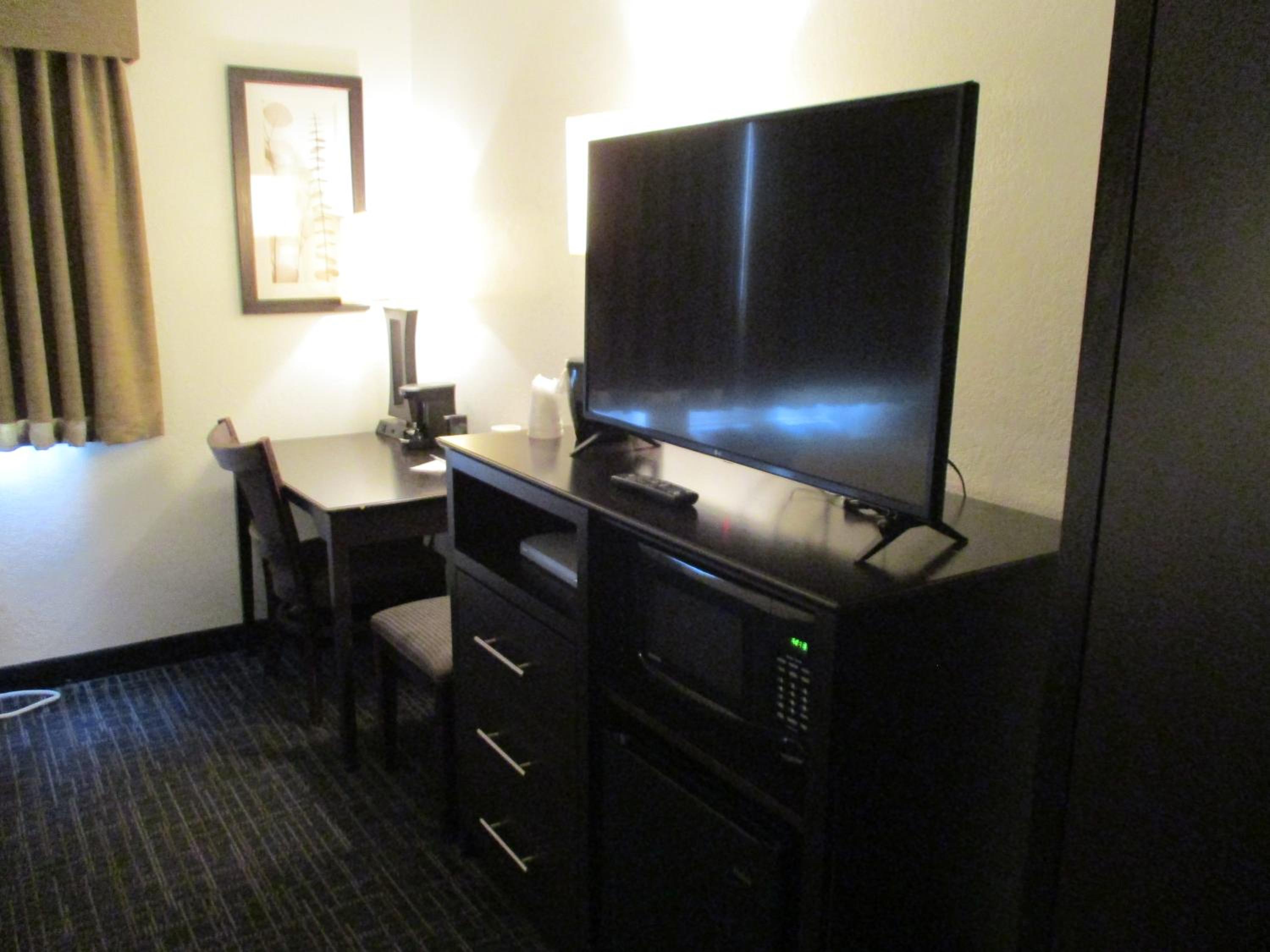 King Studio Suite - Non-Smoking photo 1