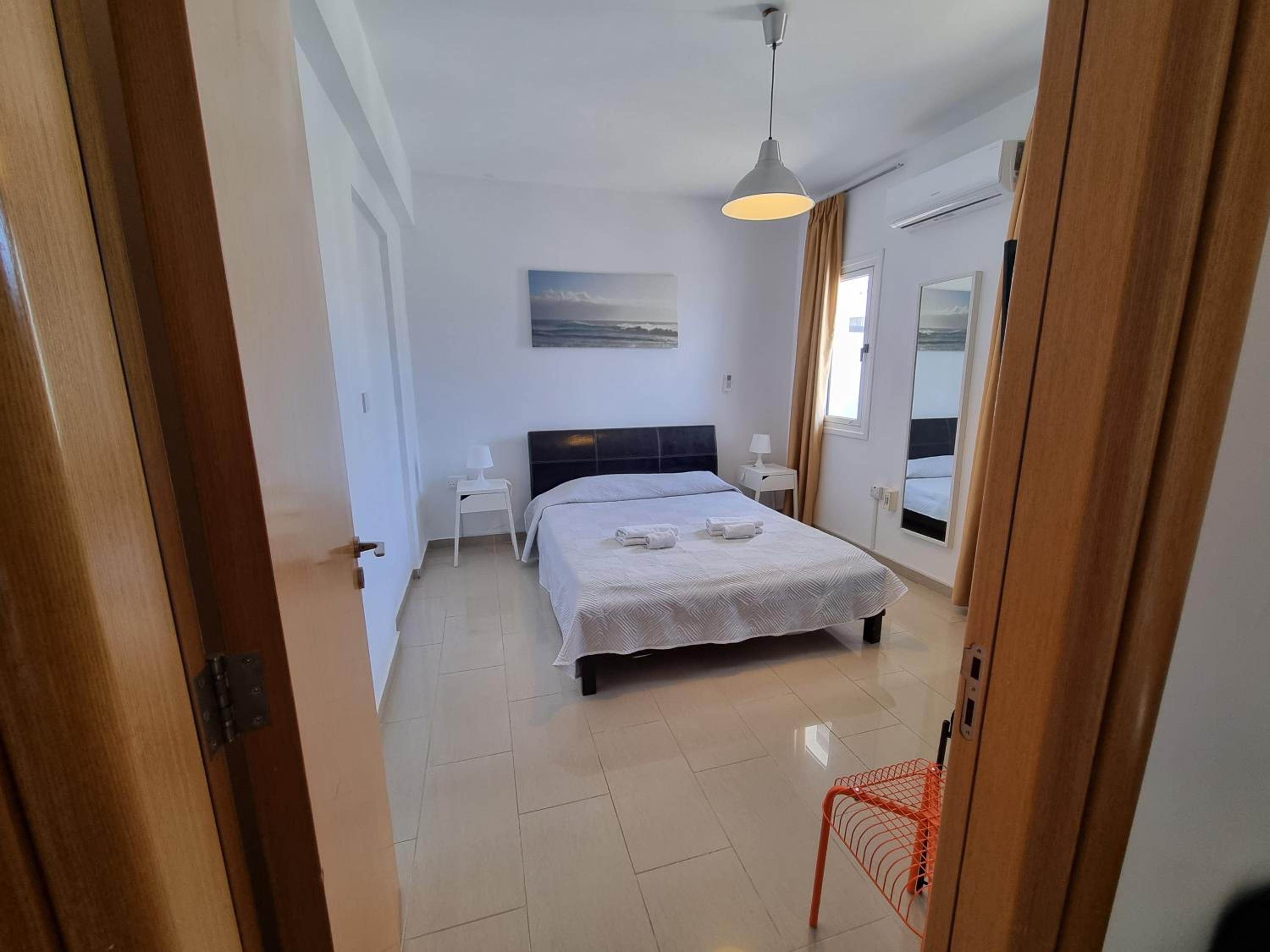 One-Bedroom Apartment with Balcony photo 2