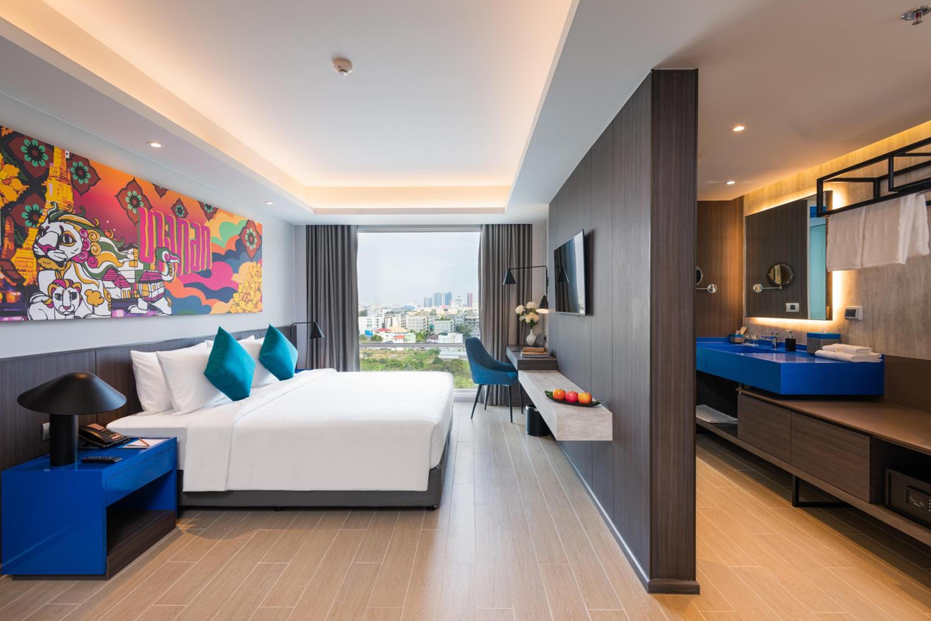 Grand Deluxe City View King Room photo 2