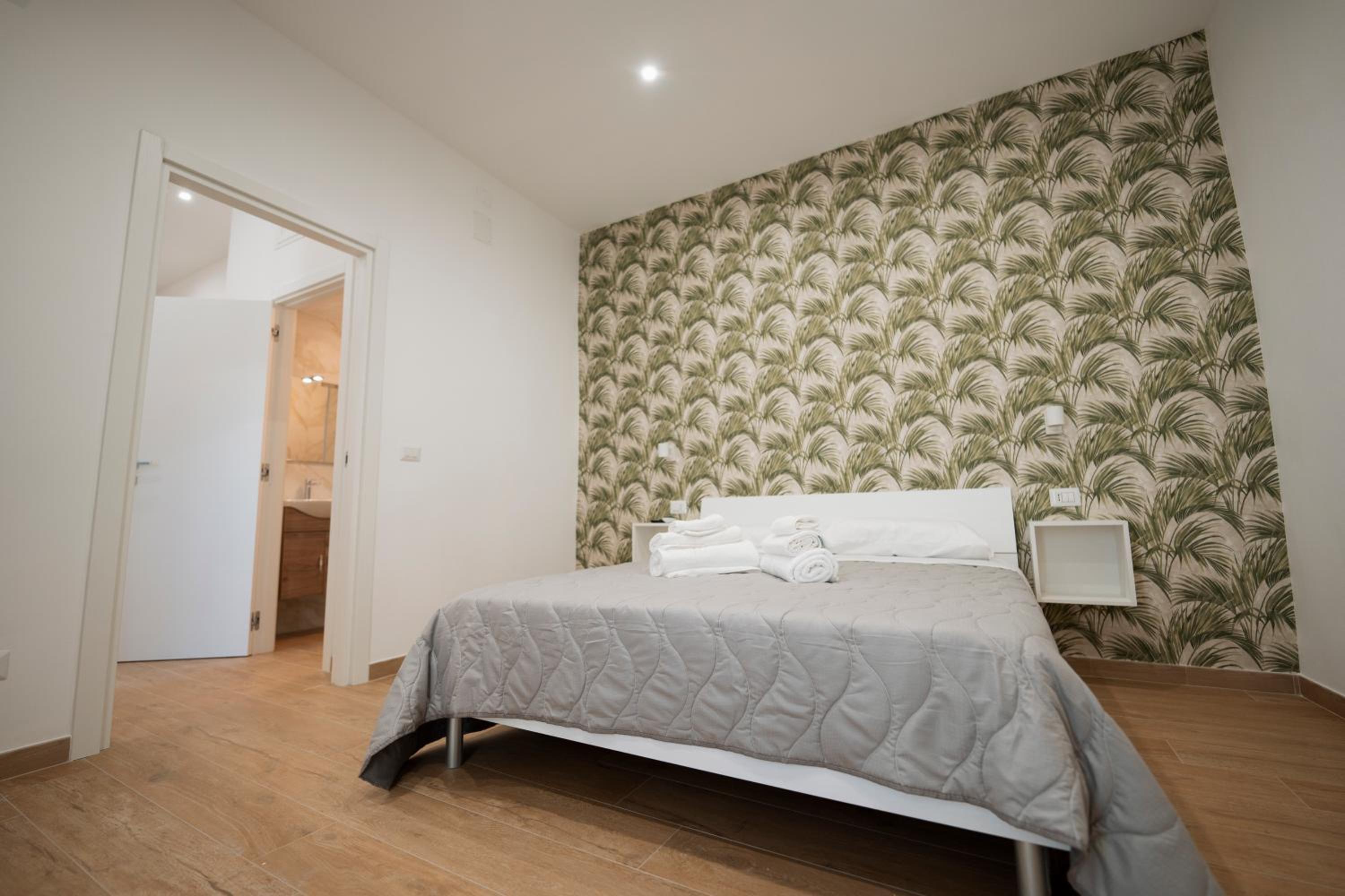 Quadruple Room with Private Bathroom