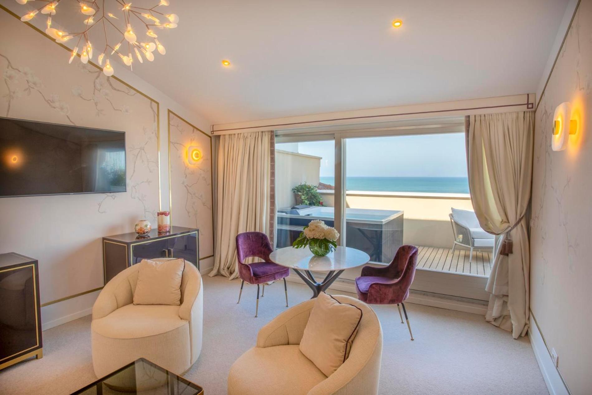 Panorama Penthouse Suite