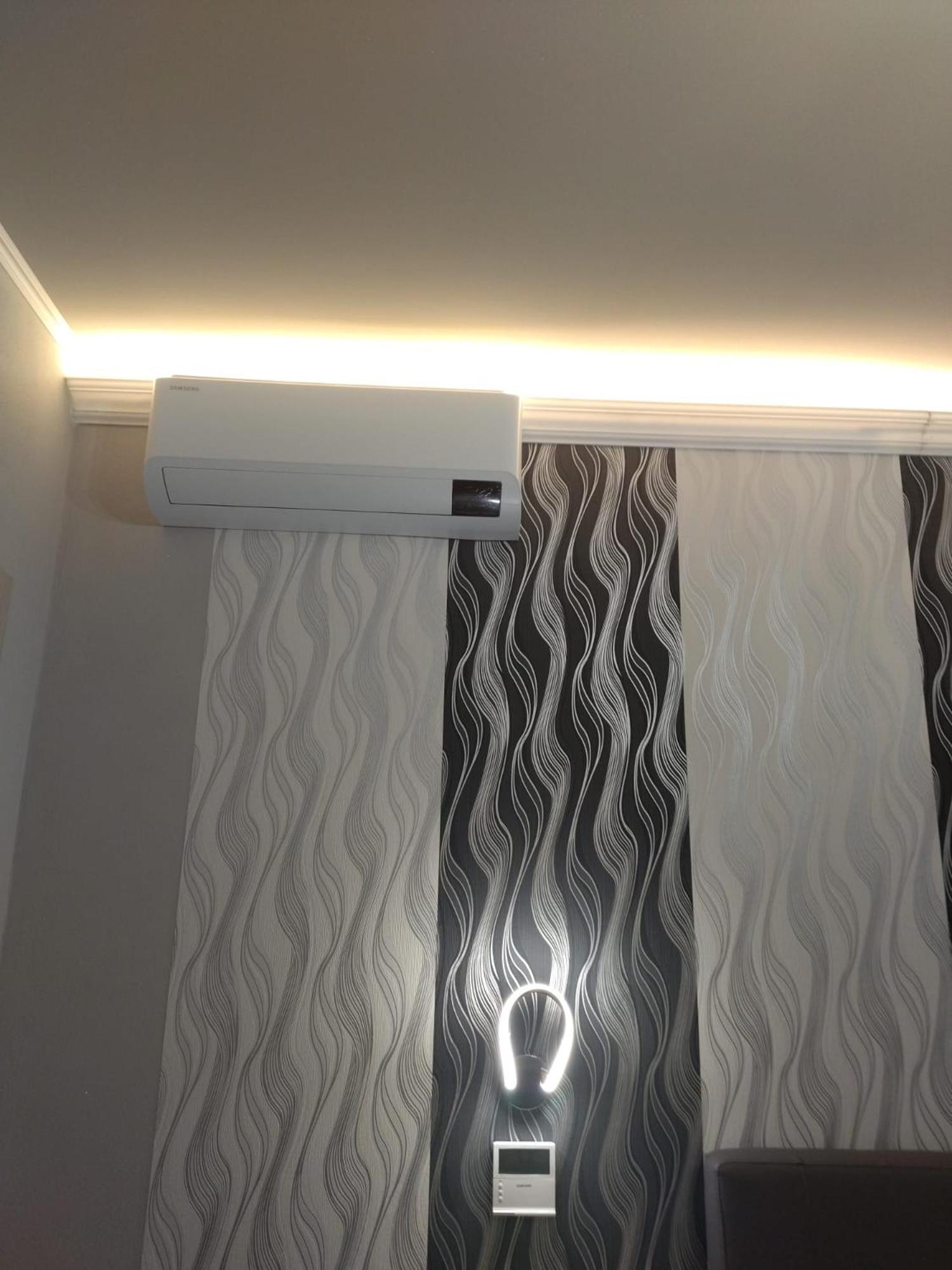 Double Room with Private External Bathroom - Photo 16