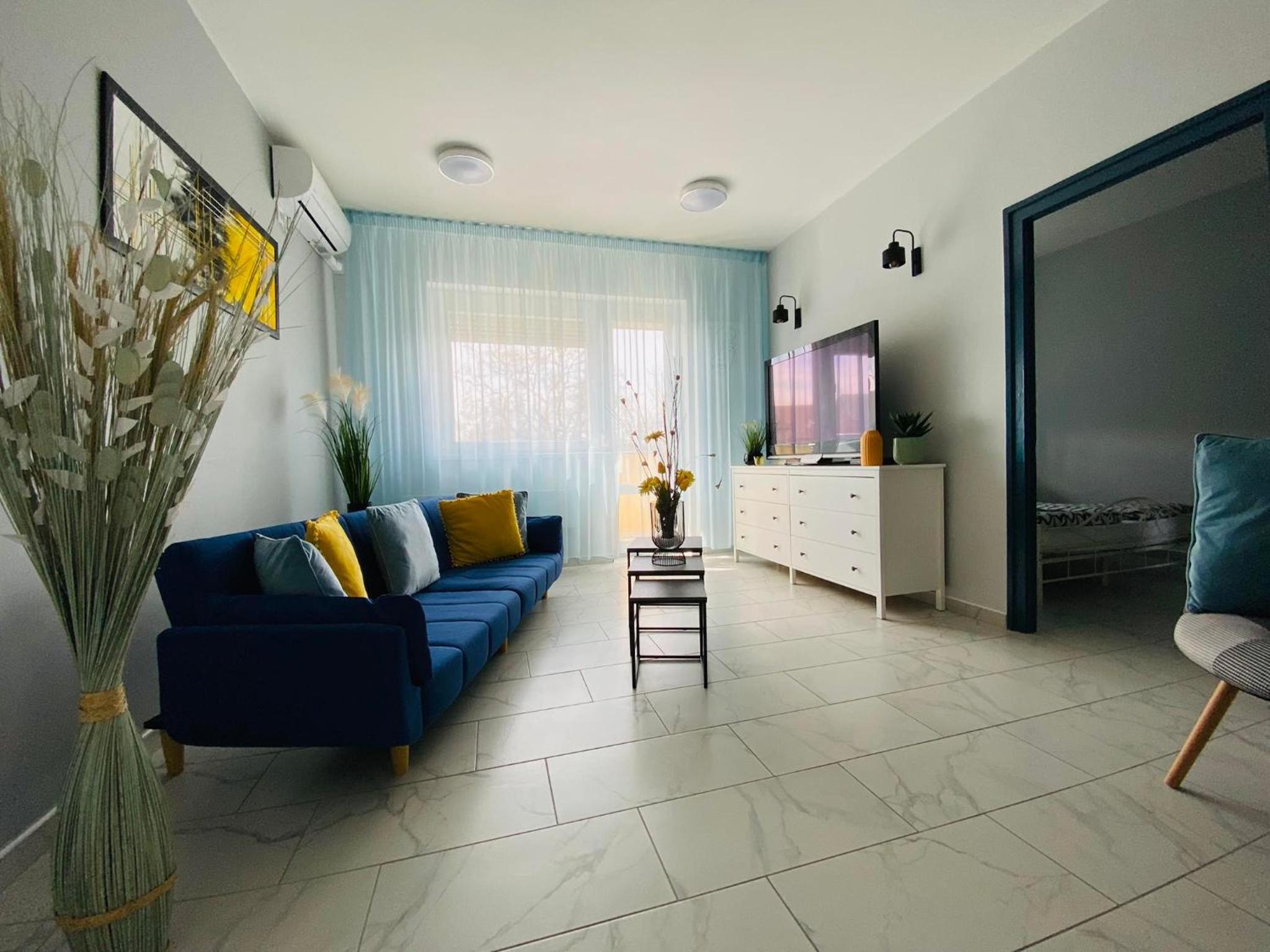One-Bedroom Apartment - Photo 32