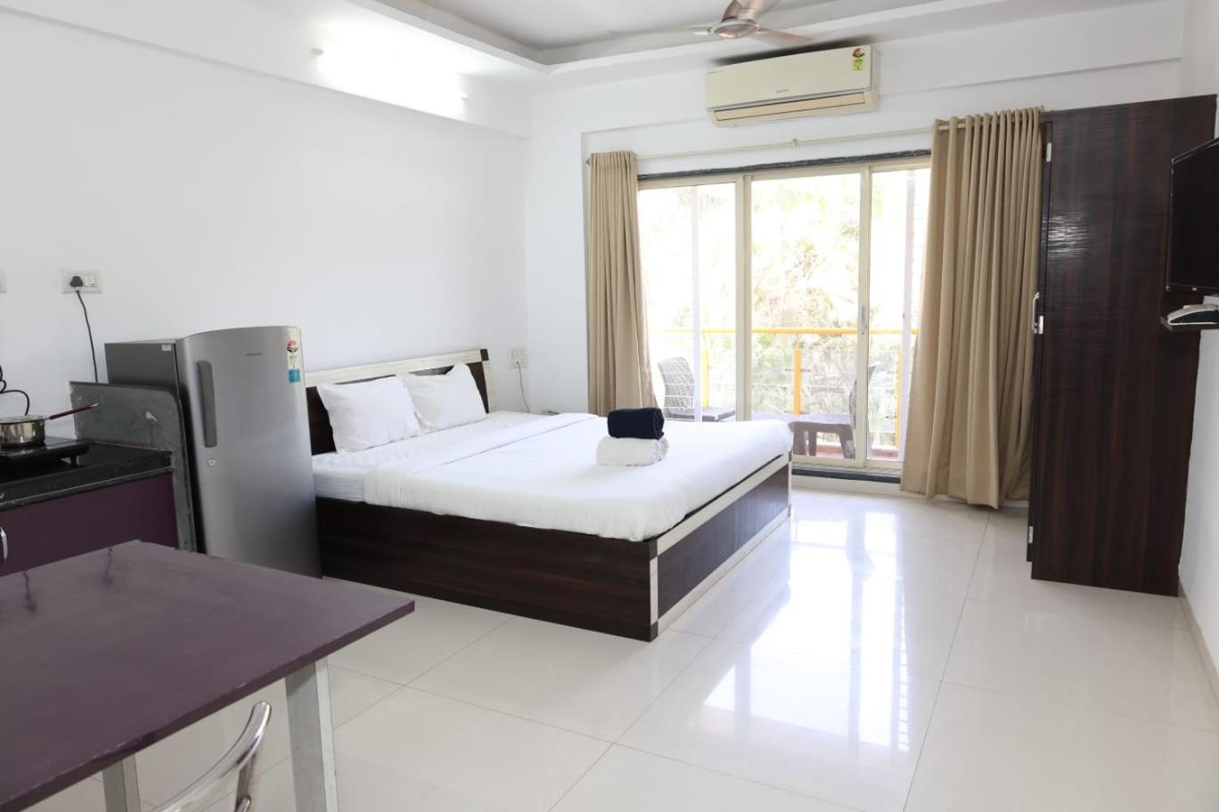 Deluxe Room - Photo 10