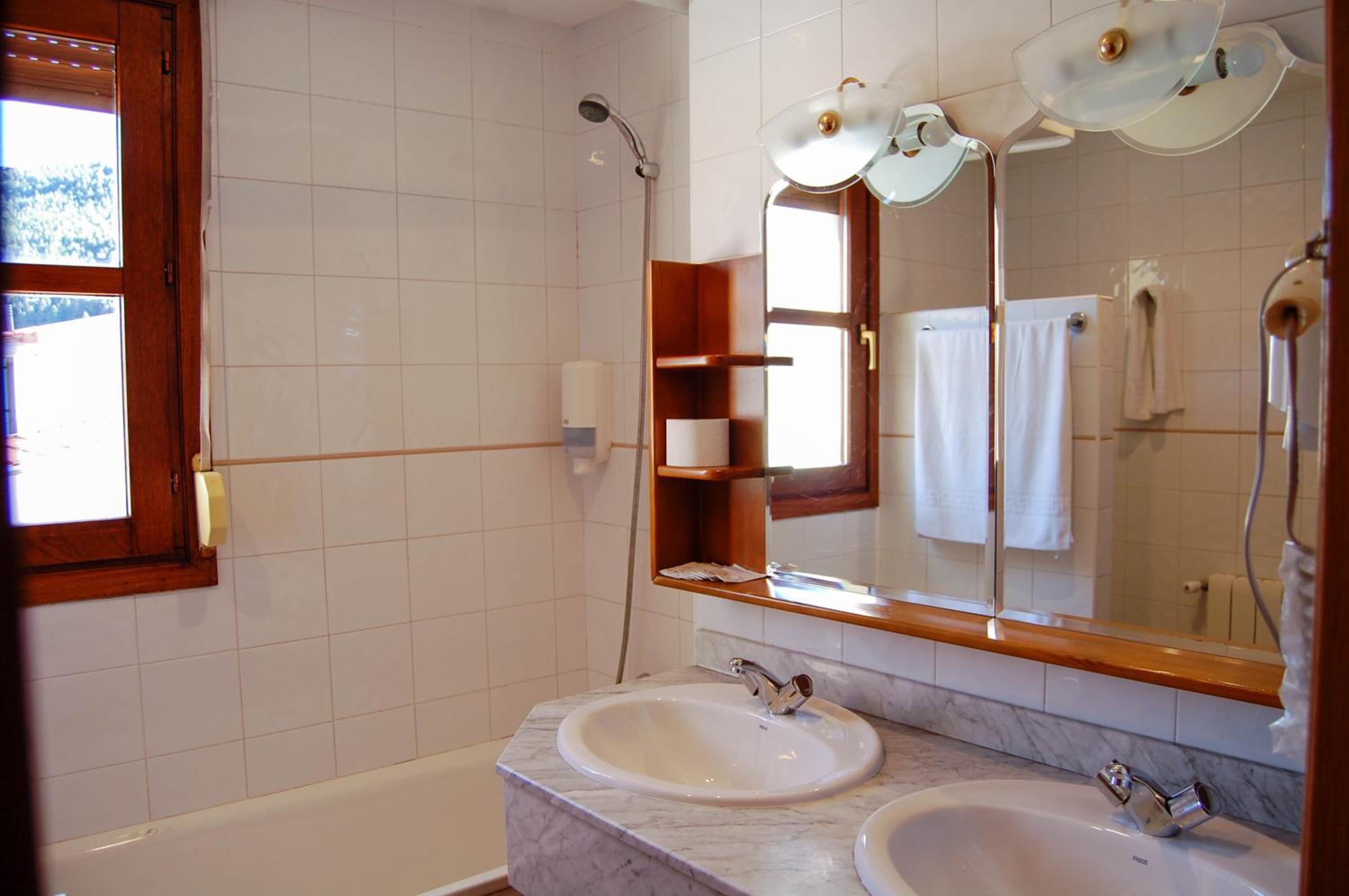Deluxe Suite photo 3