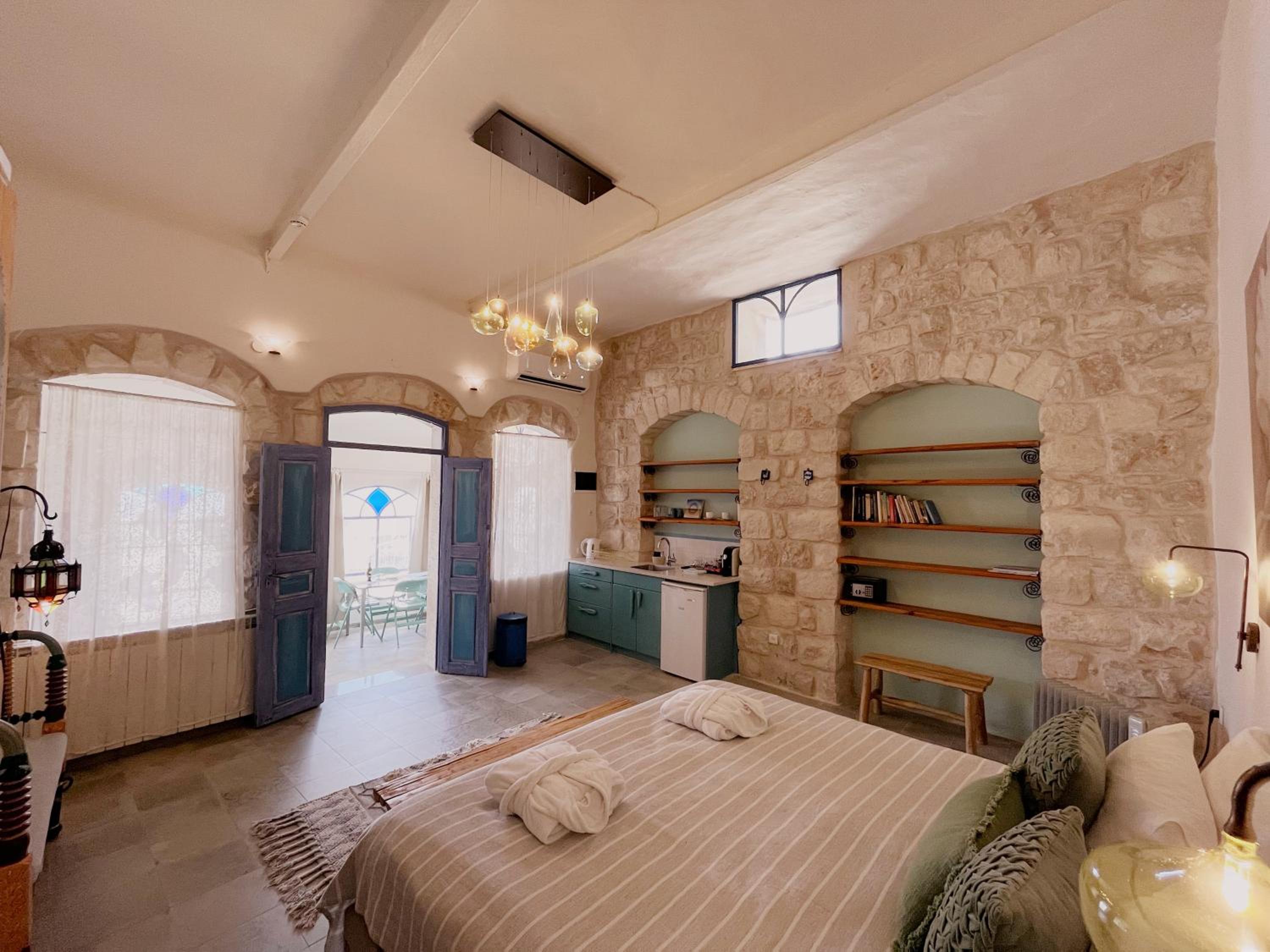 Suite with Mountain View - Photo 1