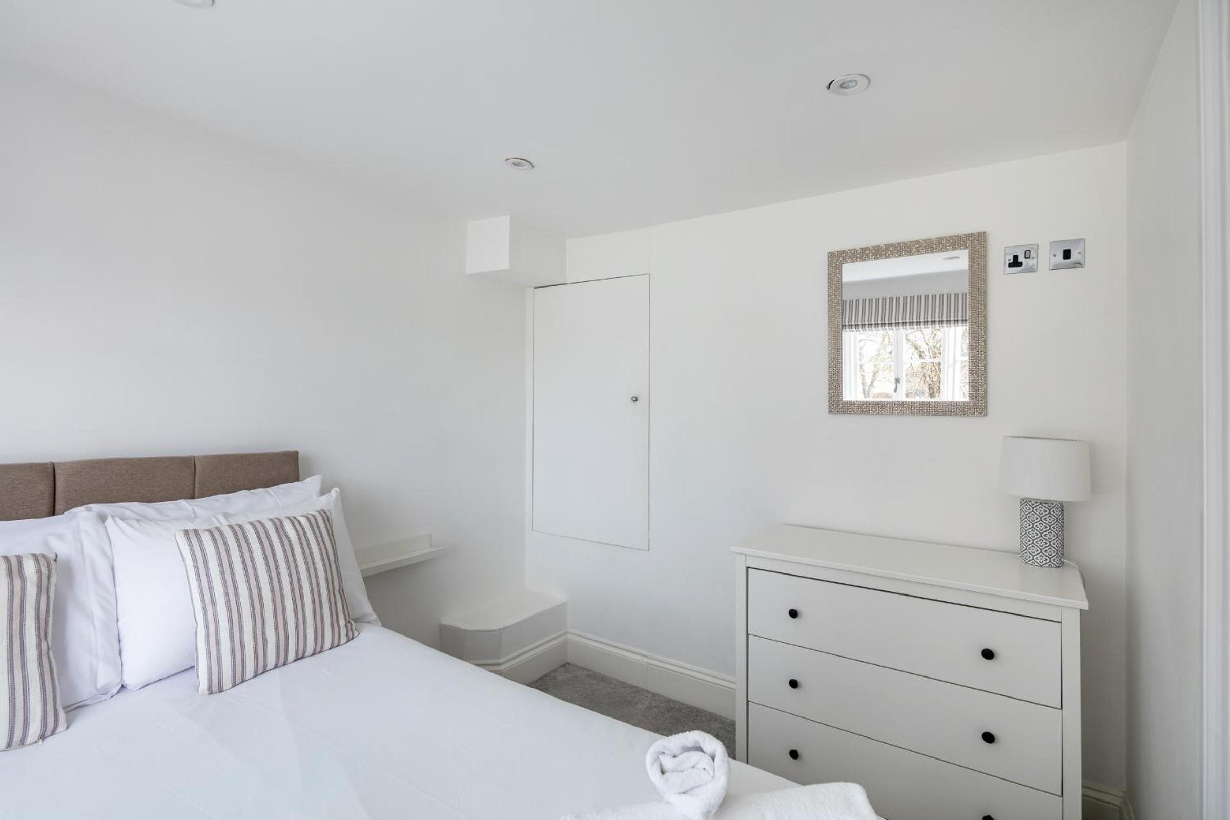  Castle Properties: The Duchess photo 1
