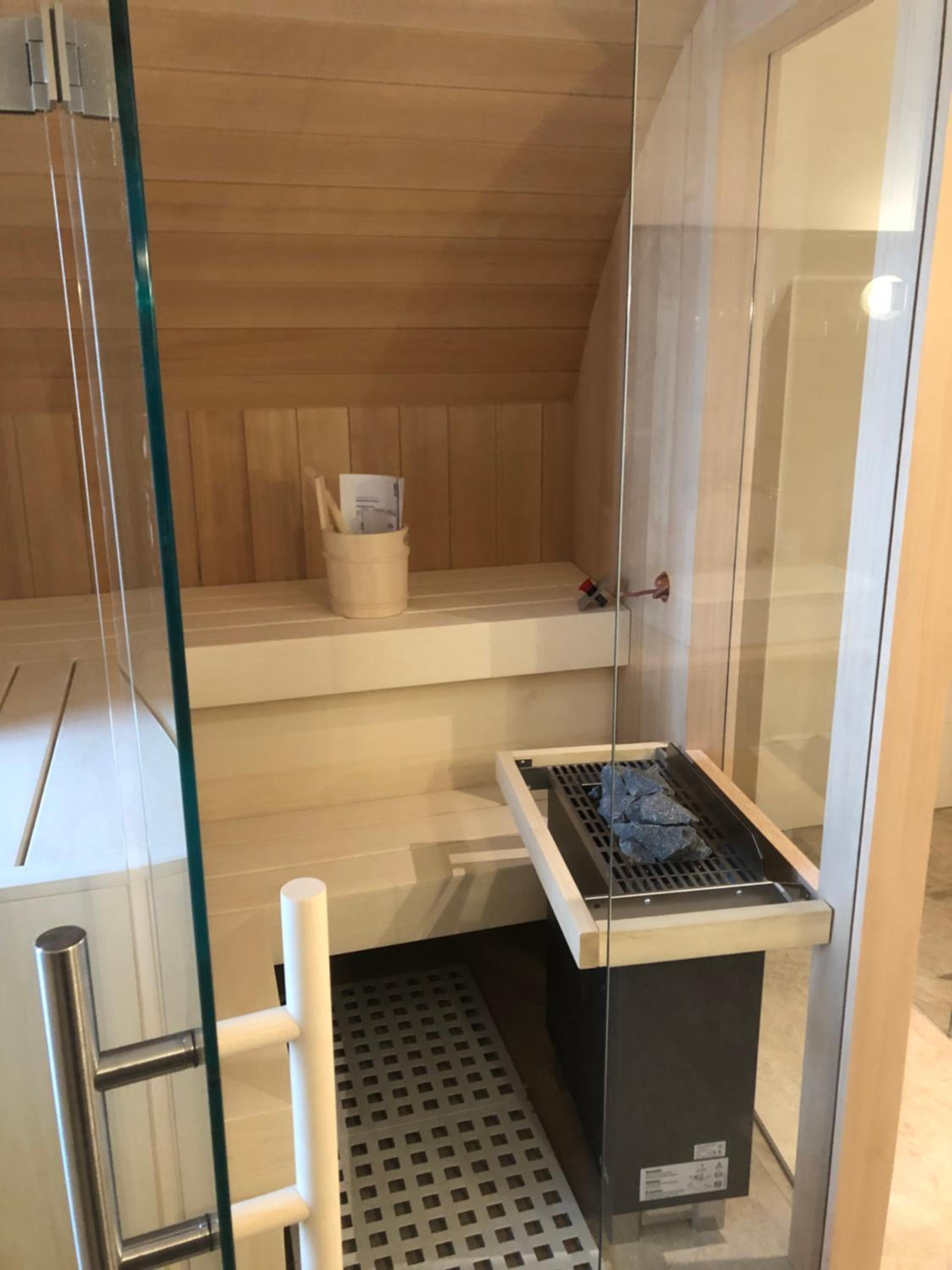 Suite with Sauna photo 2