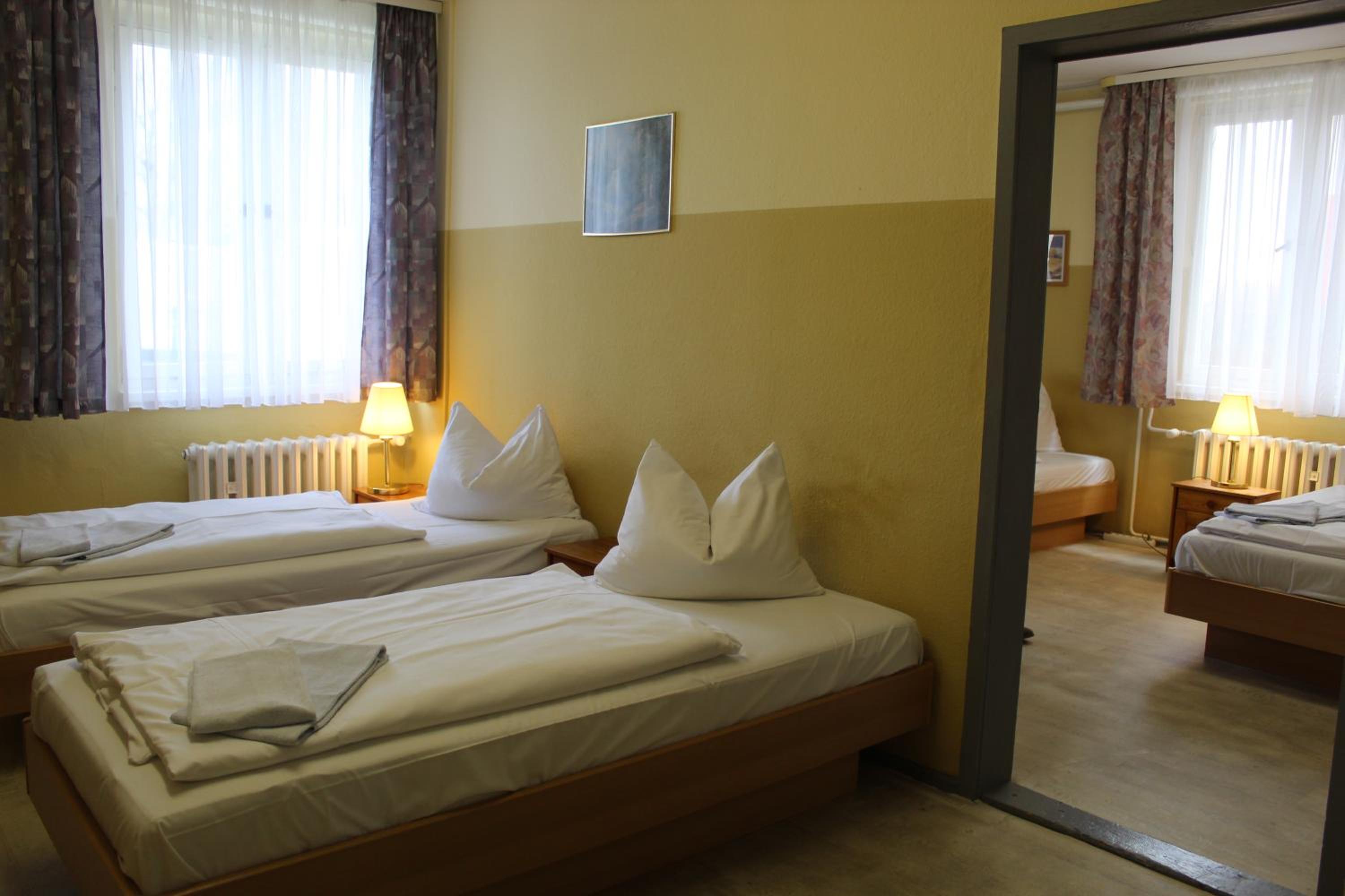 Quadruple Room with Shared Bathroom photo 1