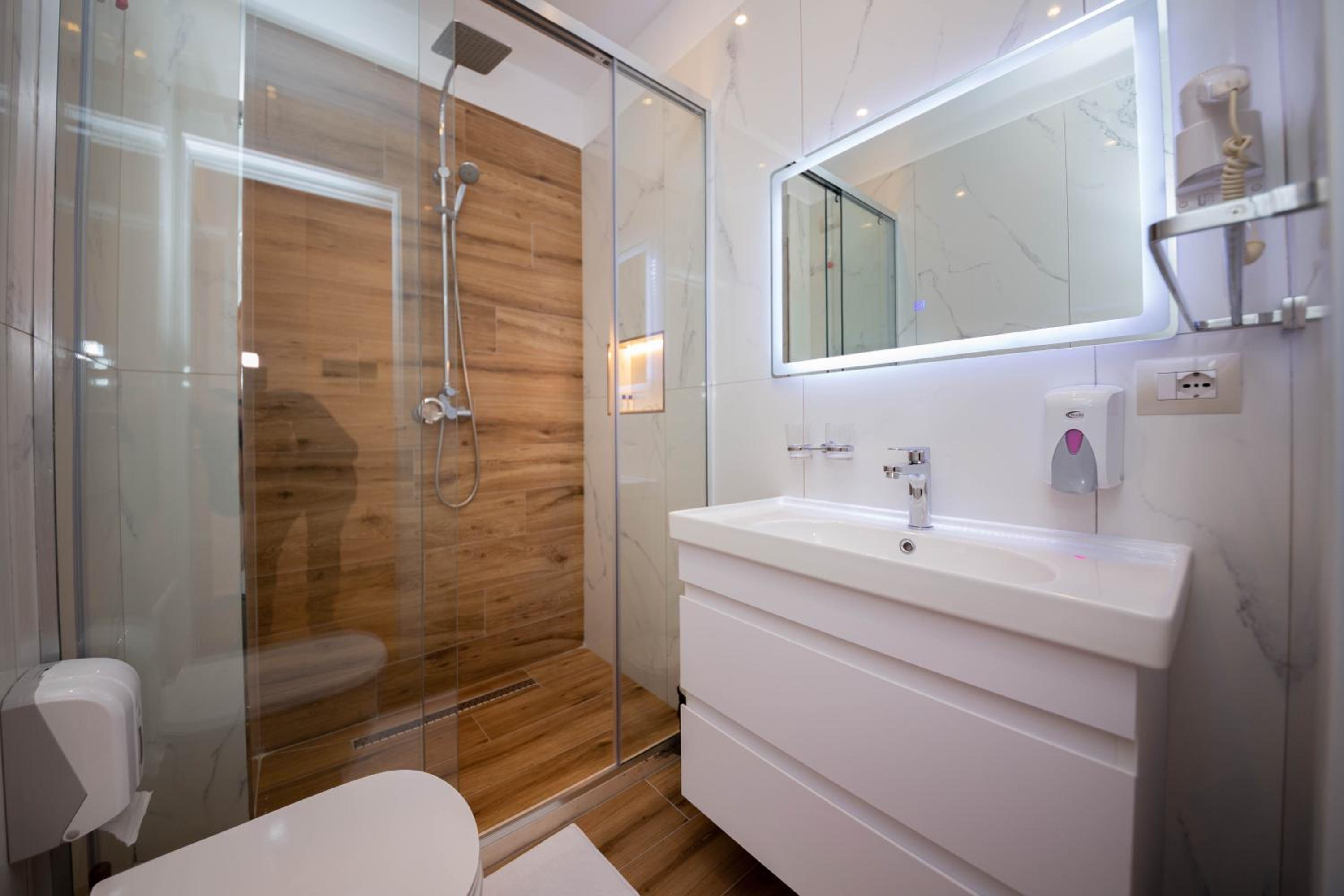 Double Room with Balcony and Sea View photo 2