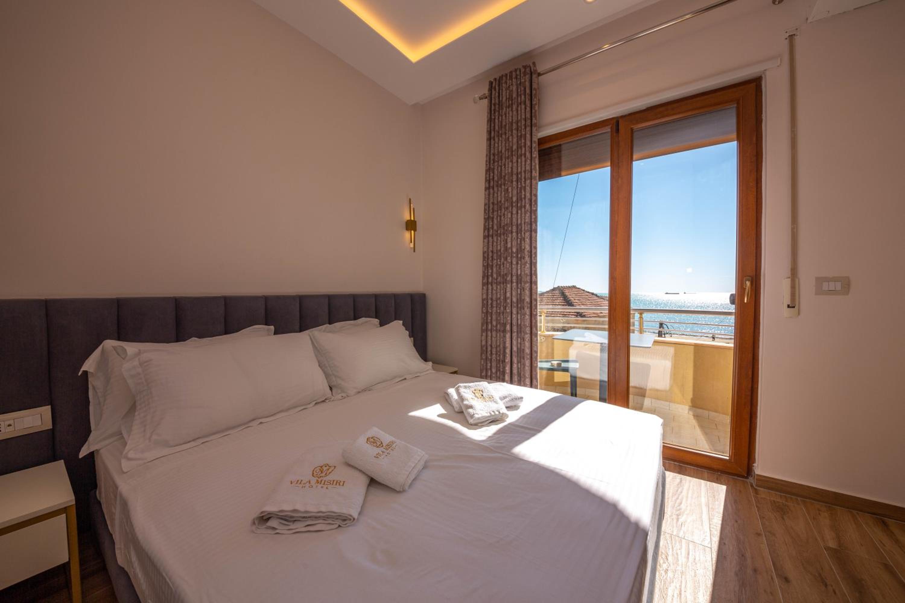 Double Room with Balcony and Sea View