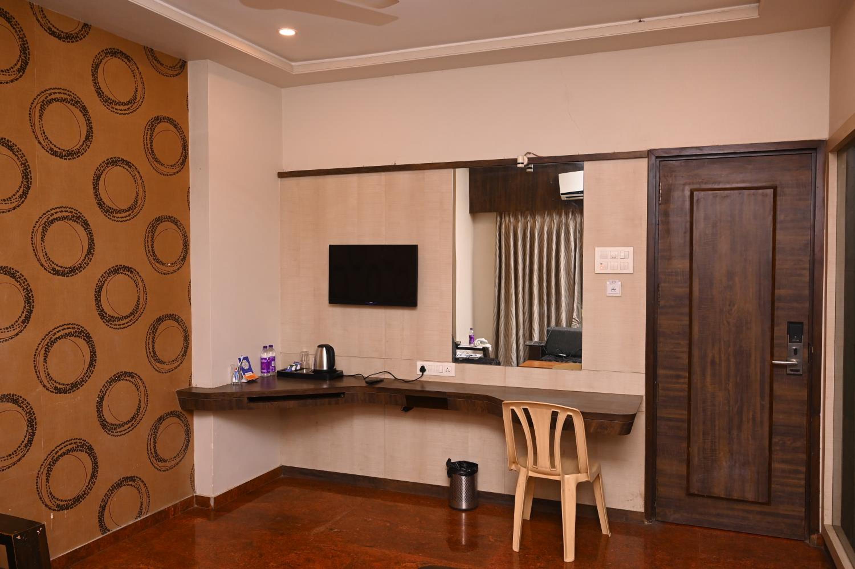 Deluxe Suite