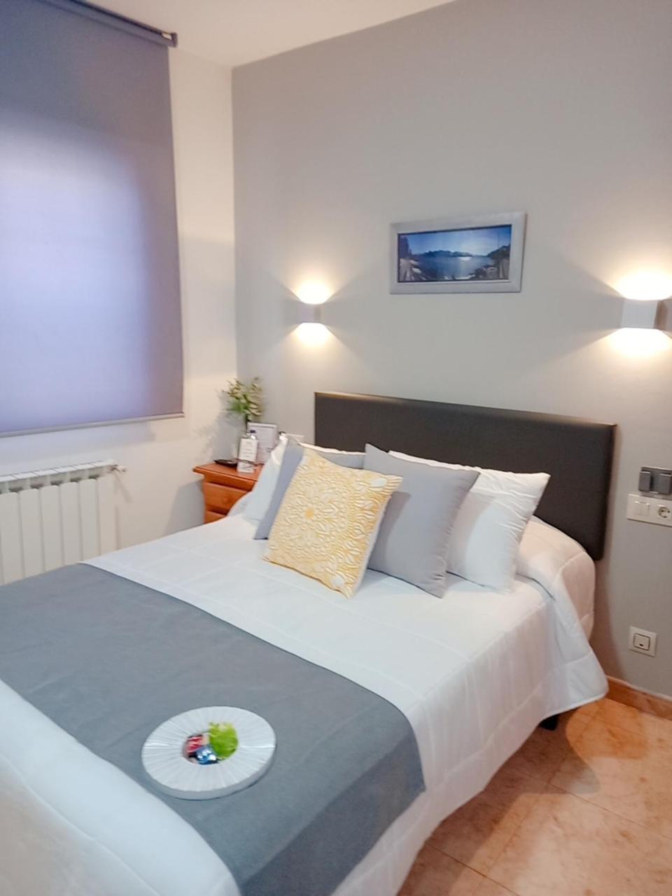 Double Room with Garden View - Photo 2