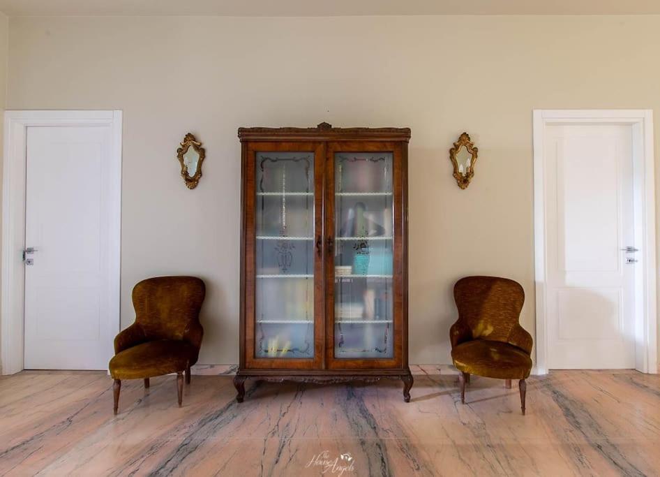 Villa photo 3